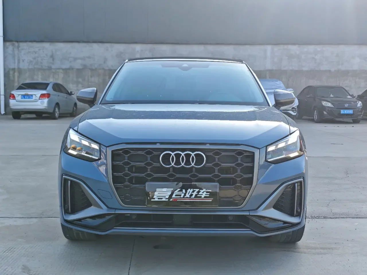 Audi Q2L