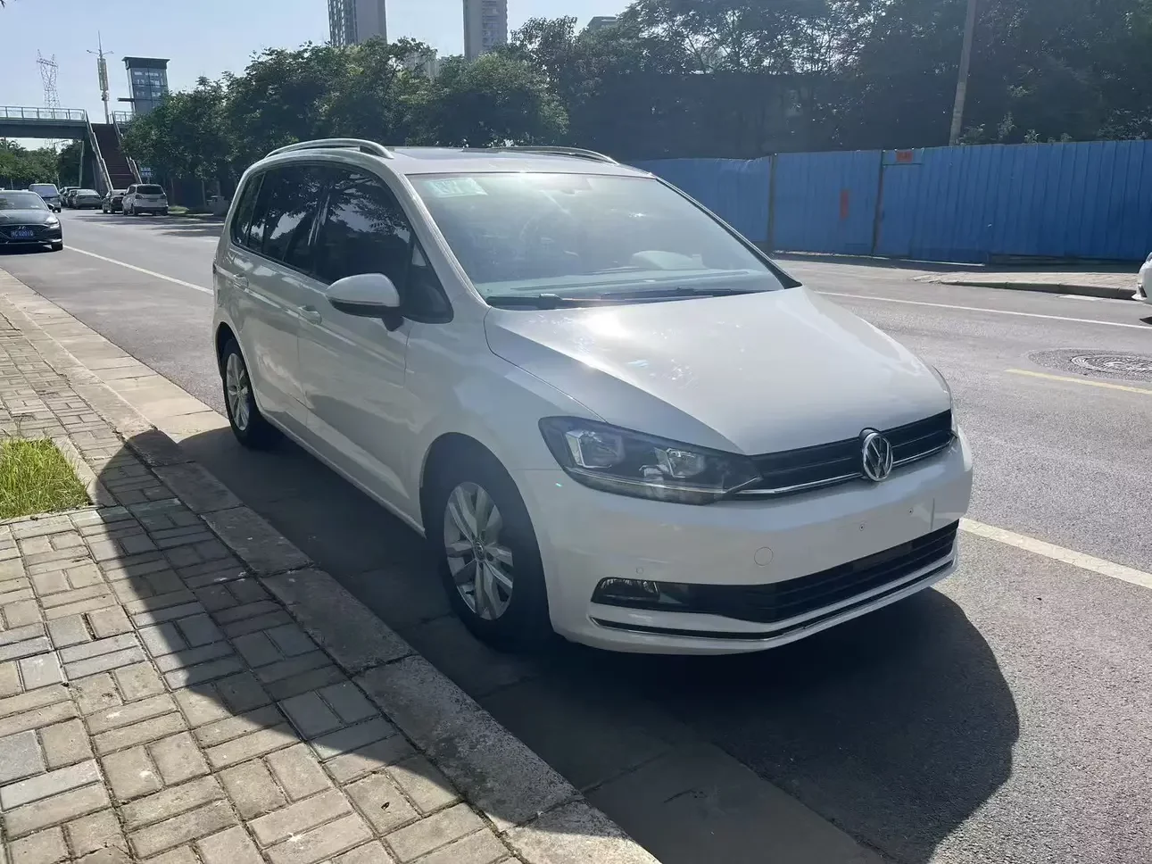 Volkswagen Touran L
