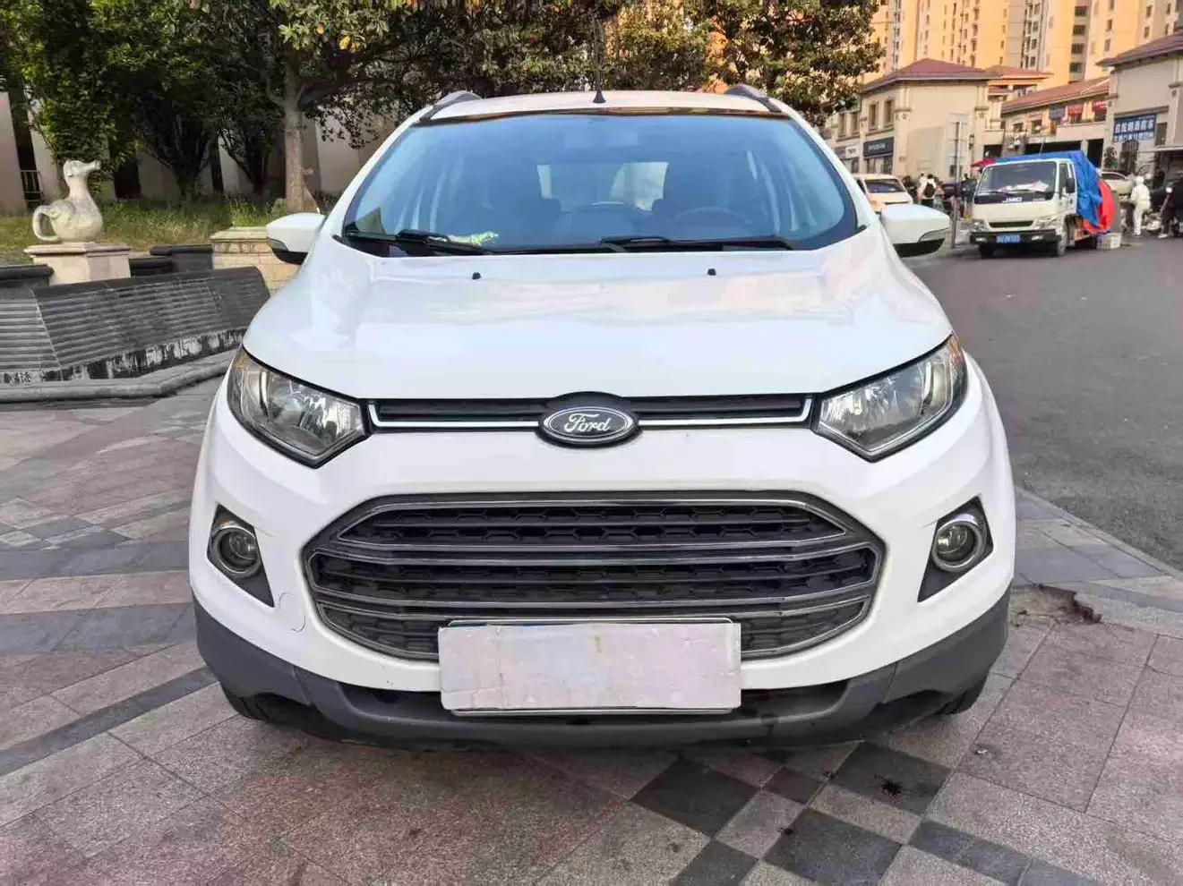 Ford Yibo