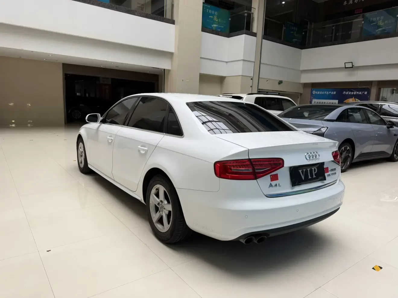 Audi A4L
