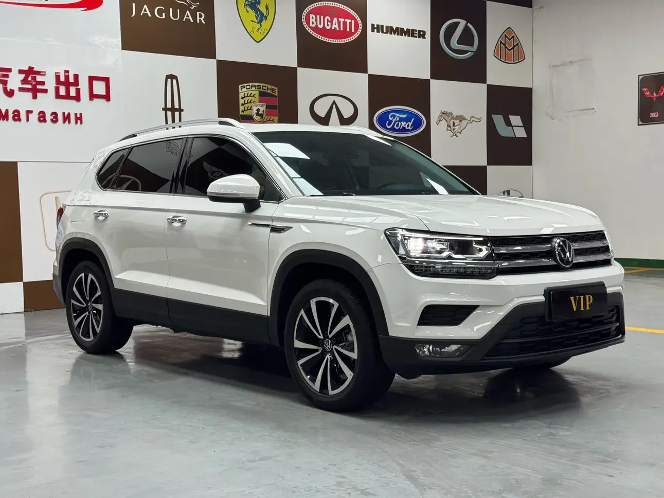 Volkswagen Tharu