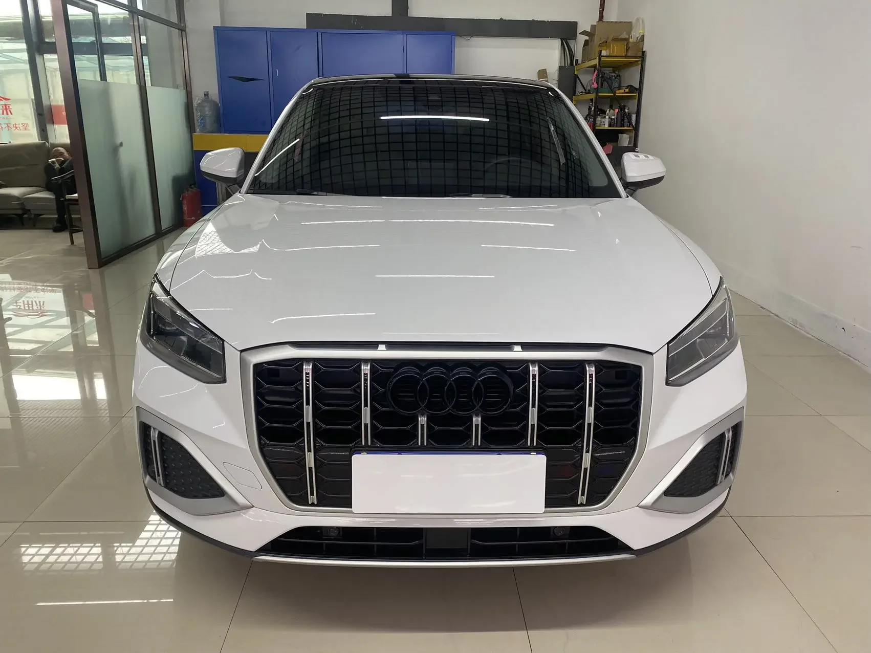 Audi Q2L