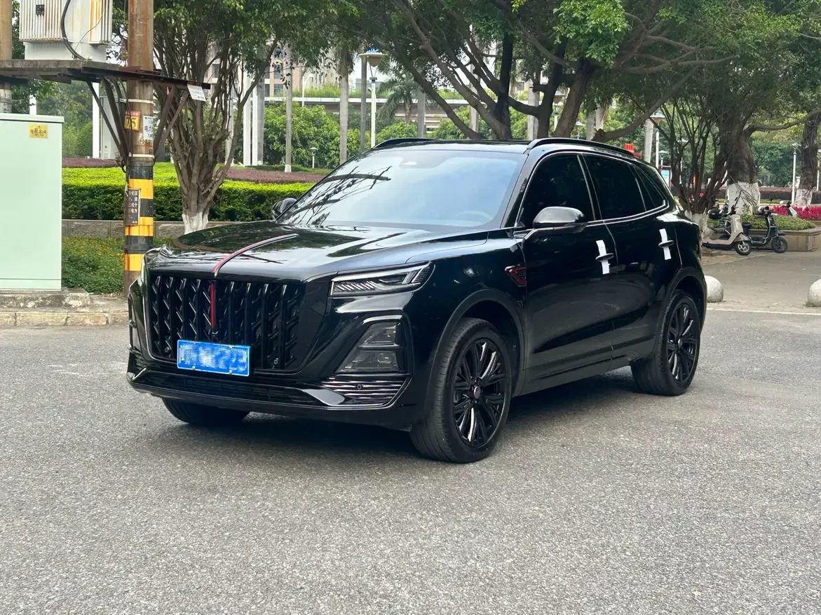 Hongqi HS5