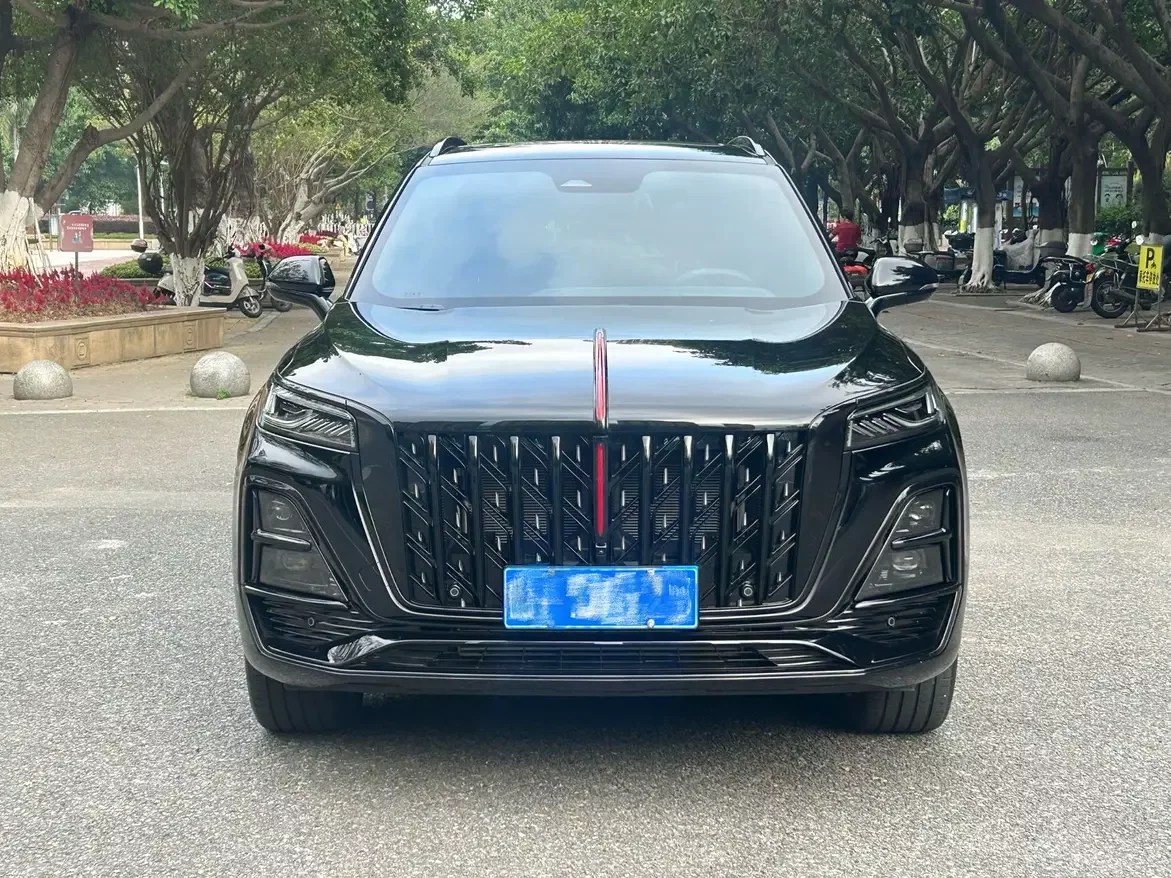 Hongqi HS5