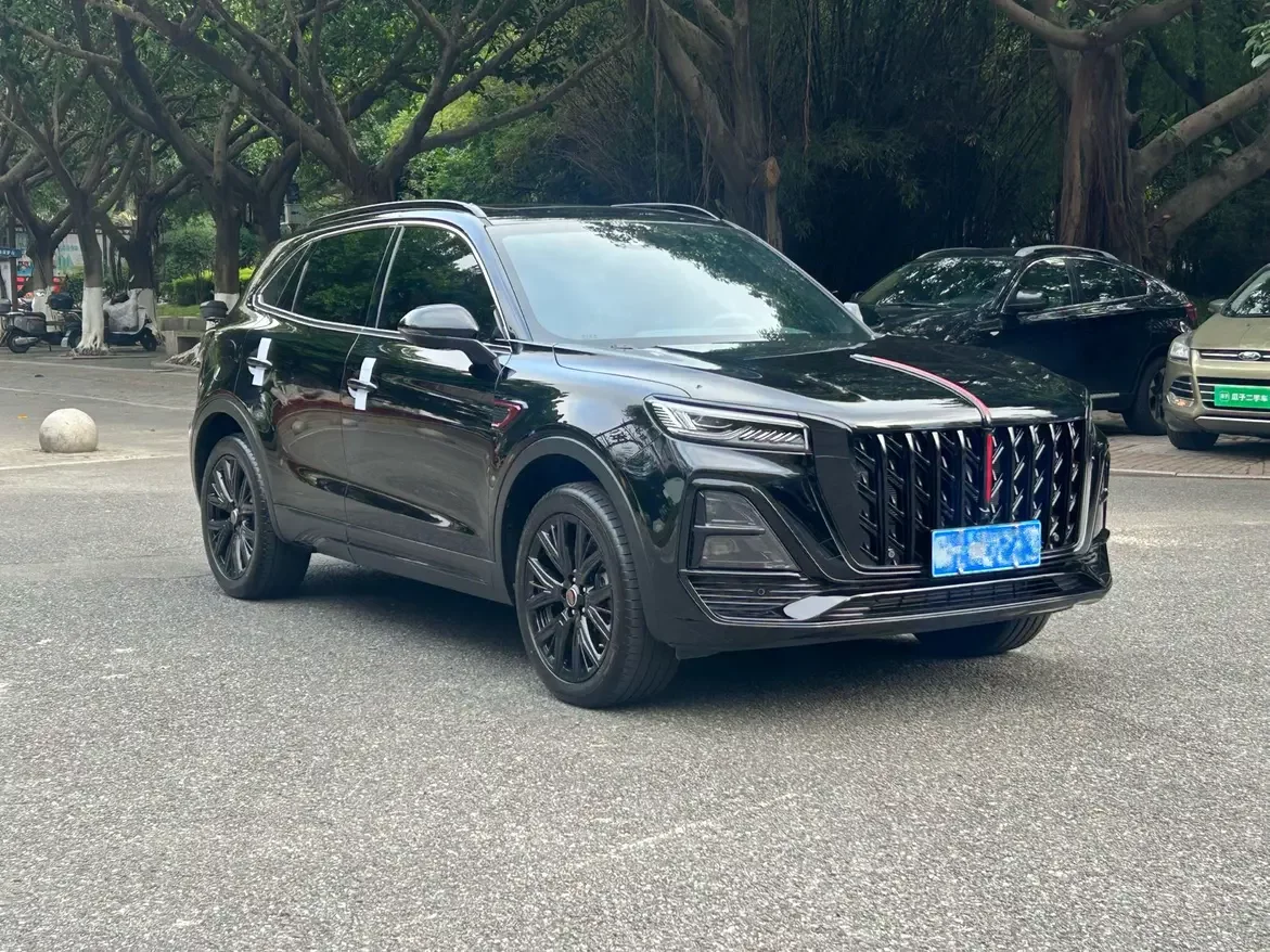 Hongqi HS5