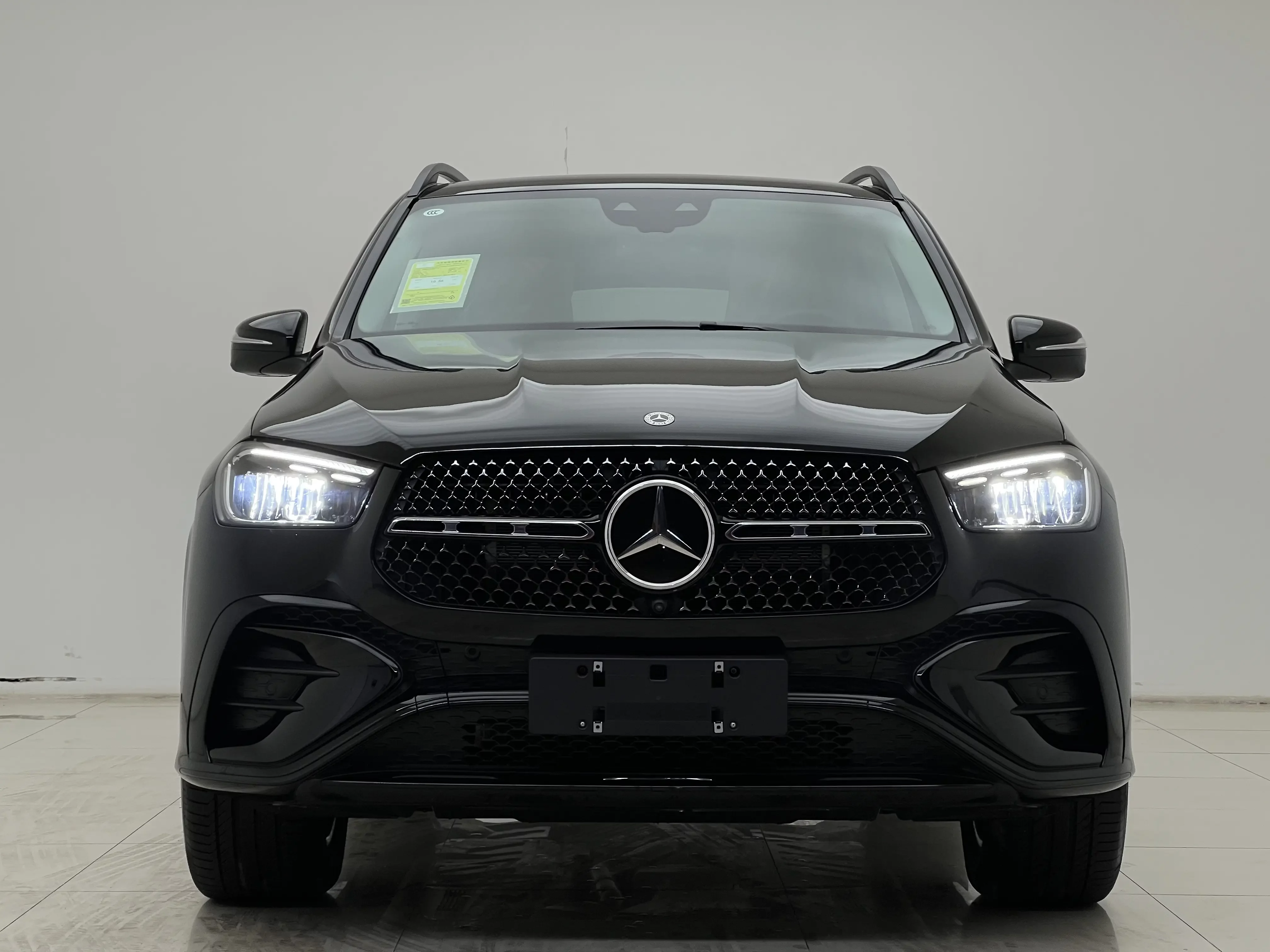 Mercedes-Benz GLE (Imported)
