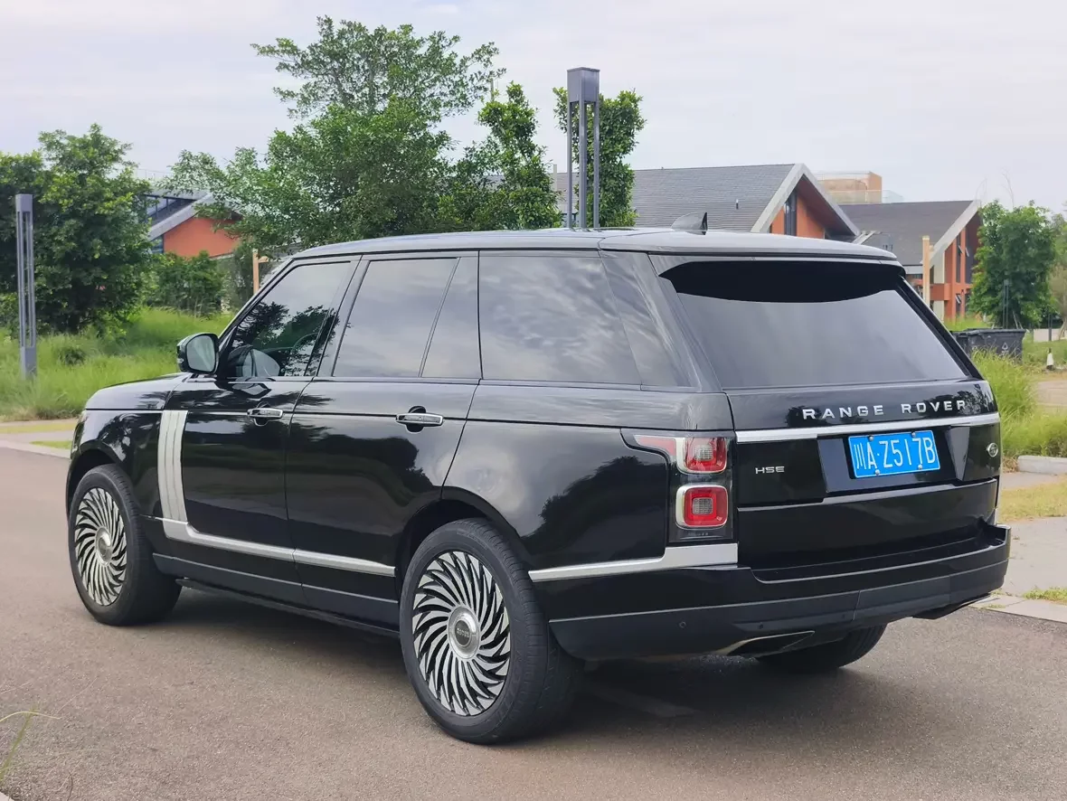 Land Rover range rover