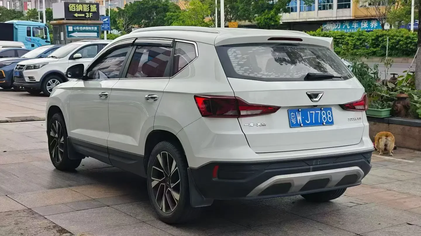 Jetta VS5