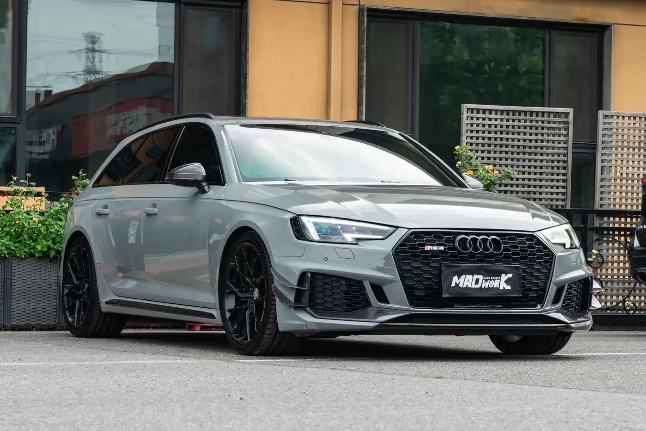 Audi RS 4