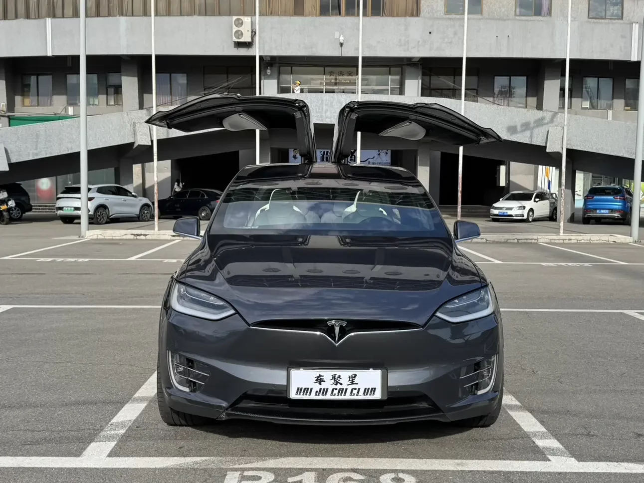 Tesla Model X