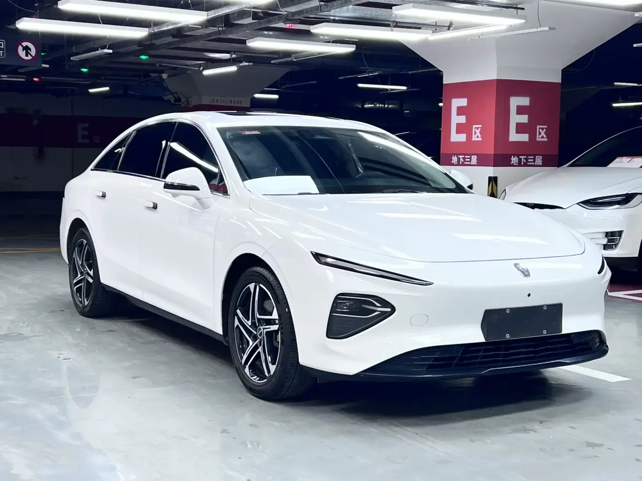Roewe D7 EV