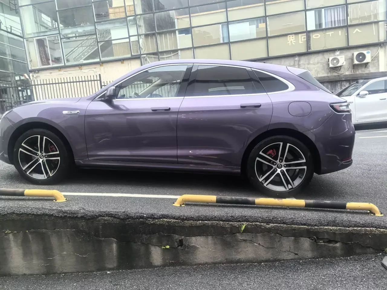 AITO M5
