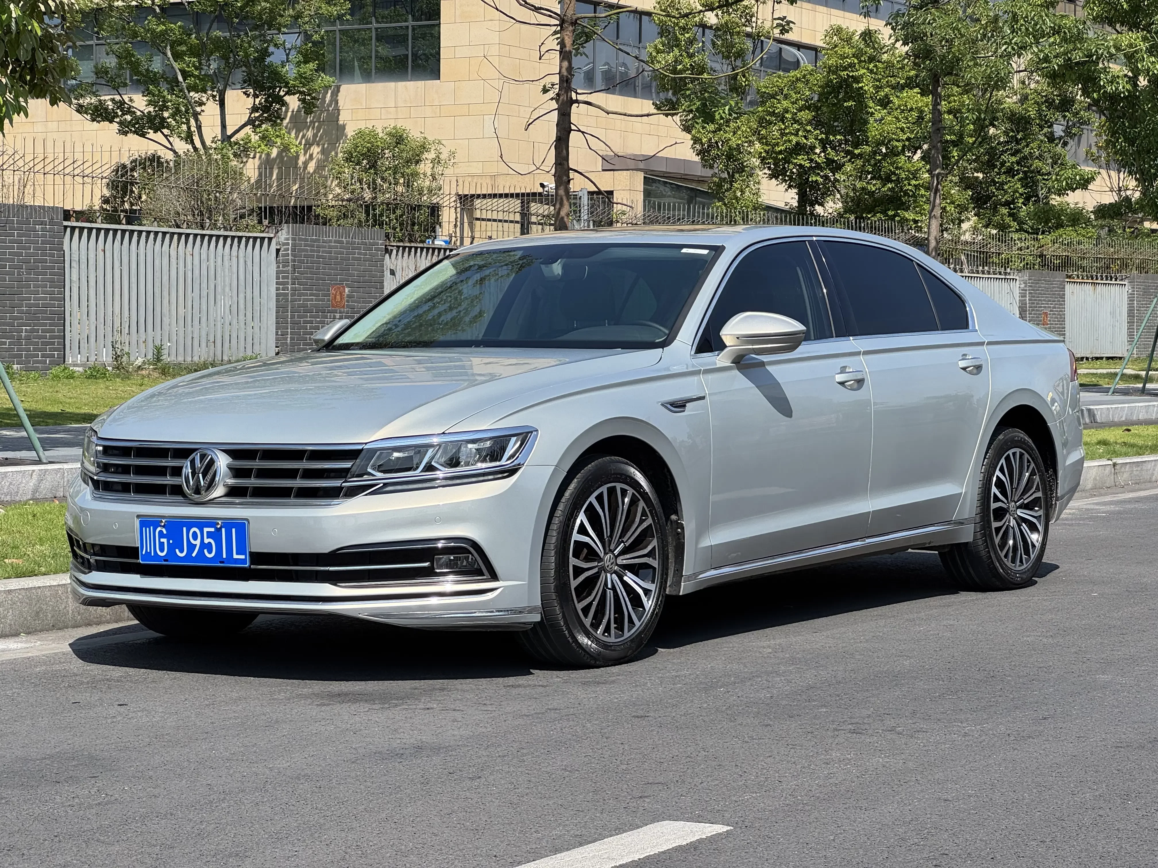 Volkswagen Hui Ang