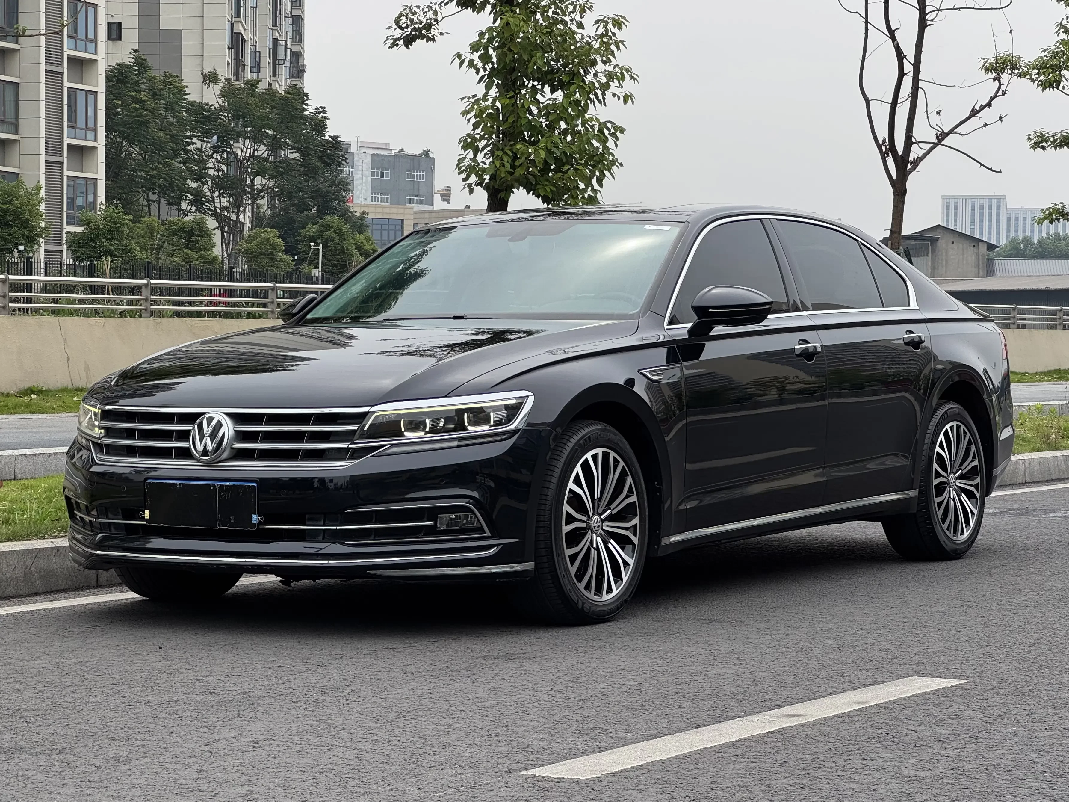 Volkswagen Hui Ang