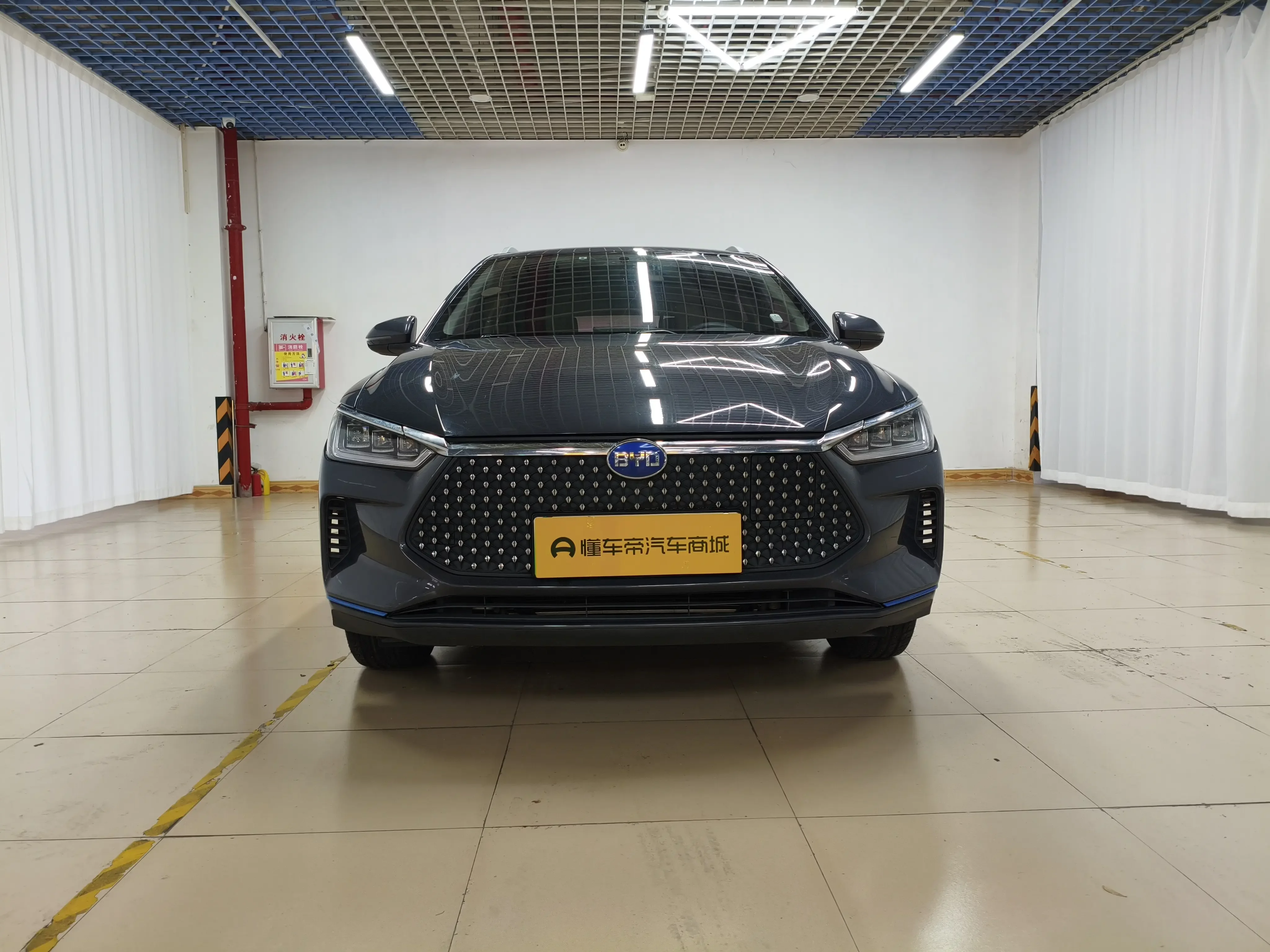 BYD e2