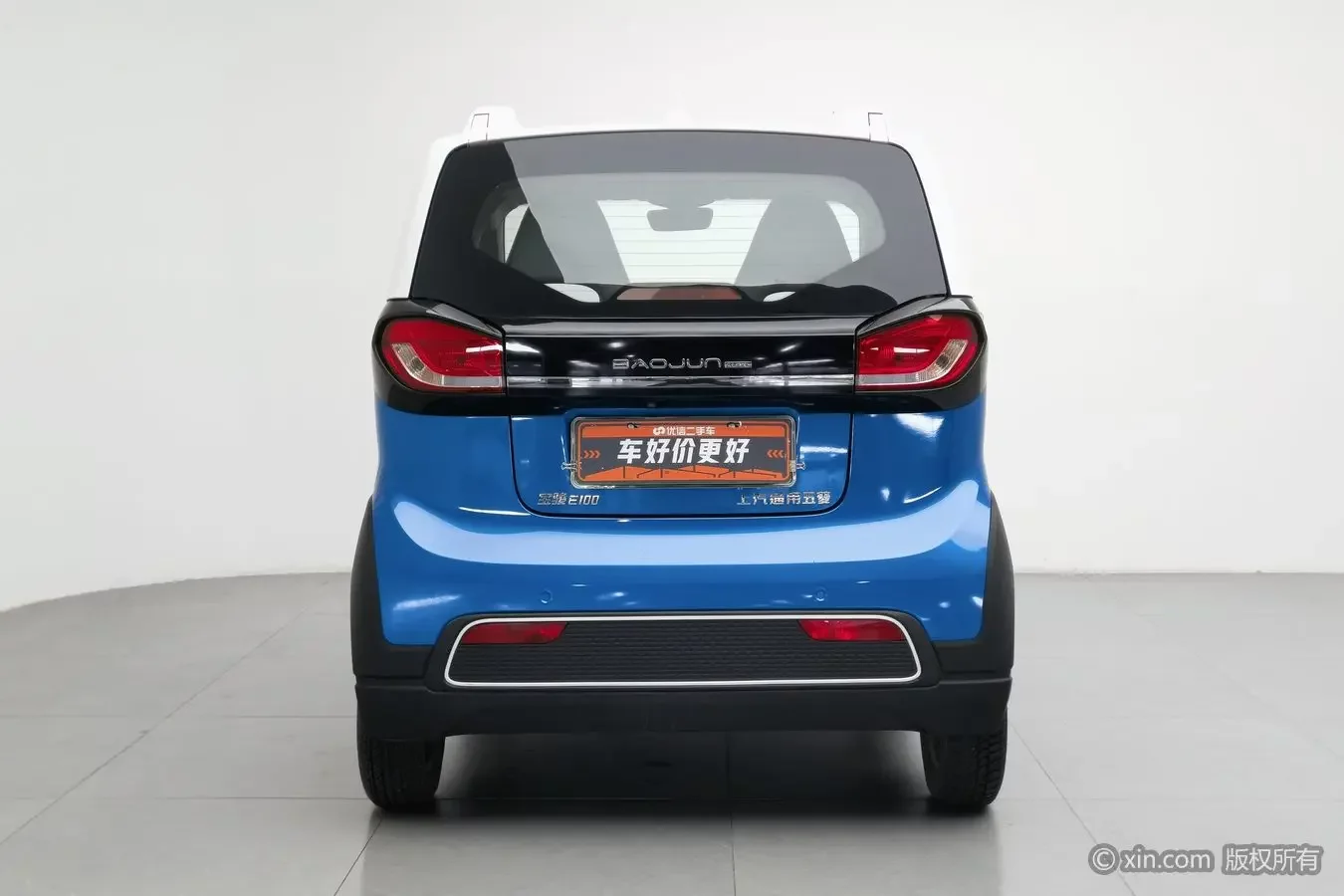 Baojun E100