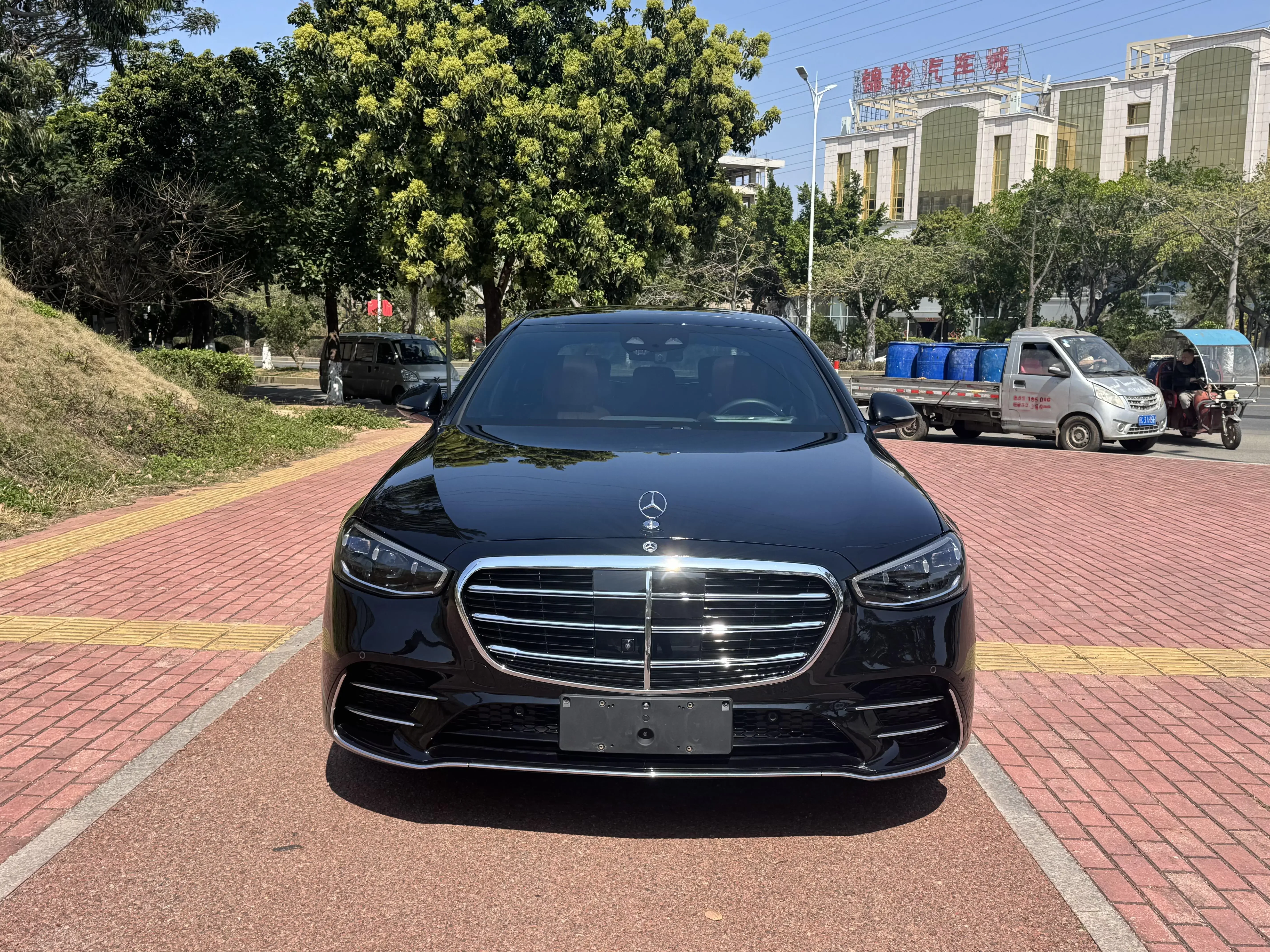 Mercedes-Benz S Class