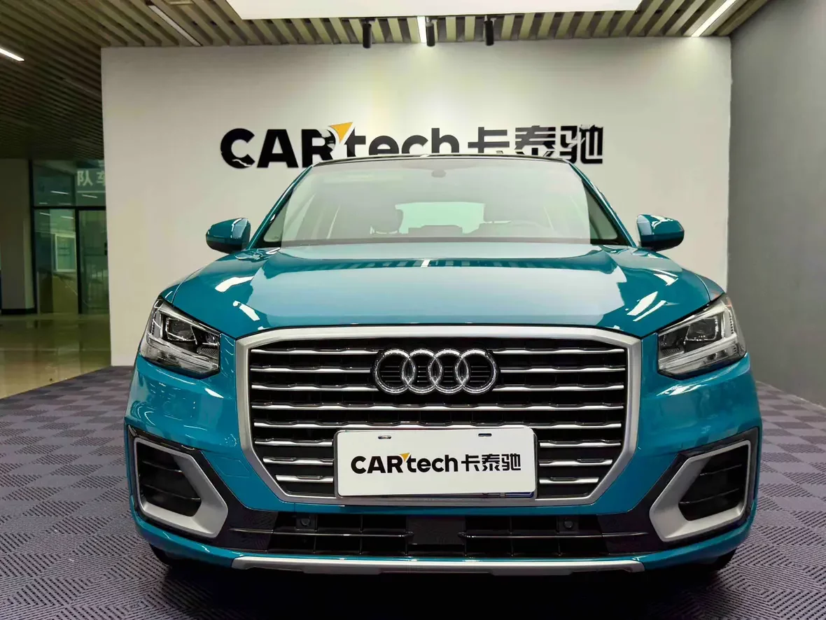 Audi Q2L