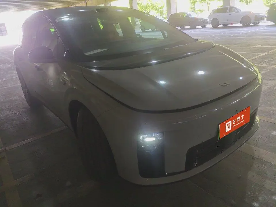 Li Ideal i8