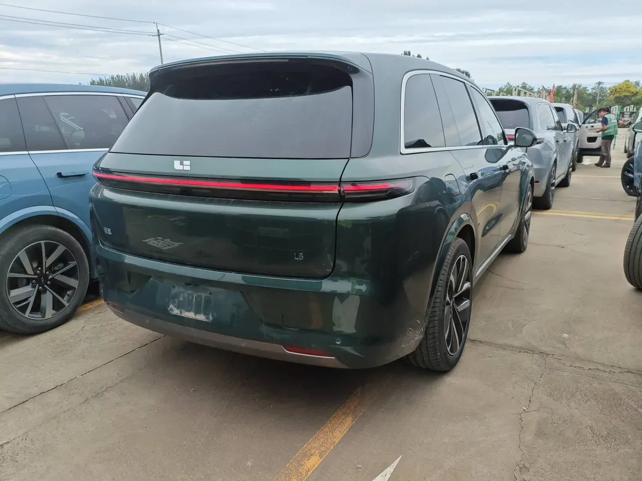 Lixiang L8