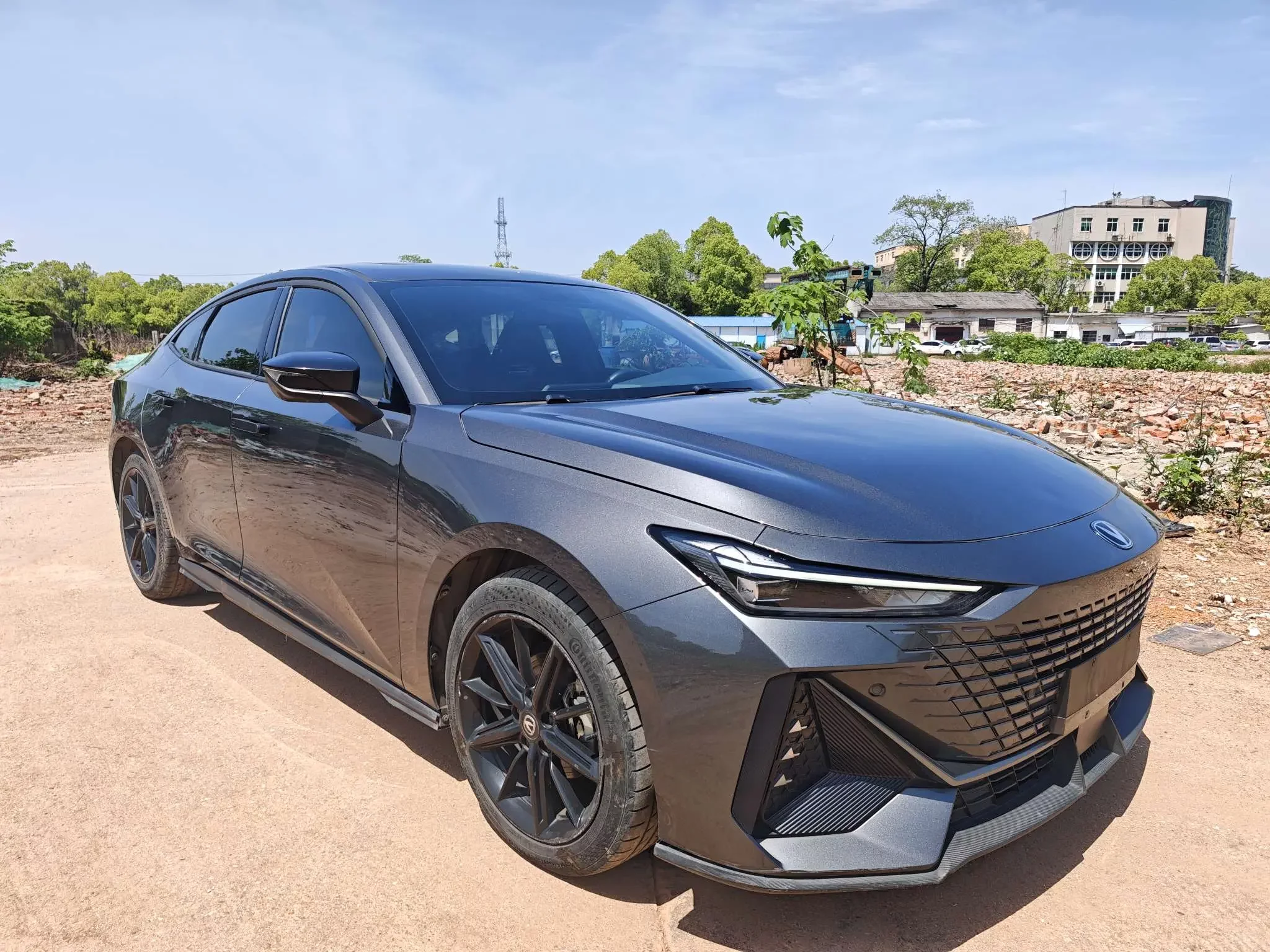 Changan UNI-V