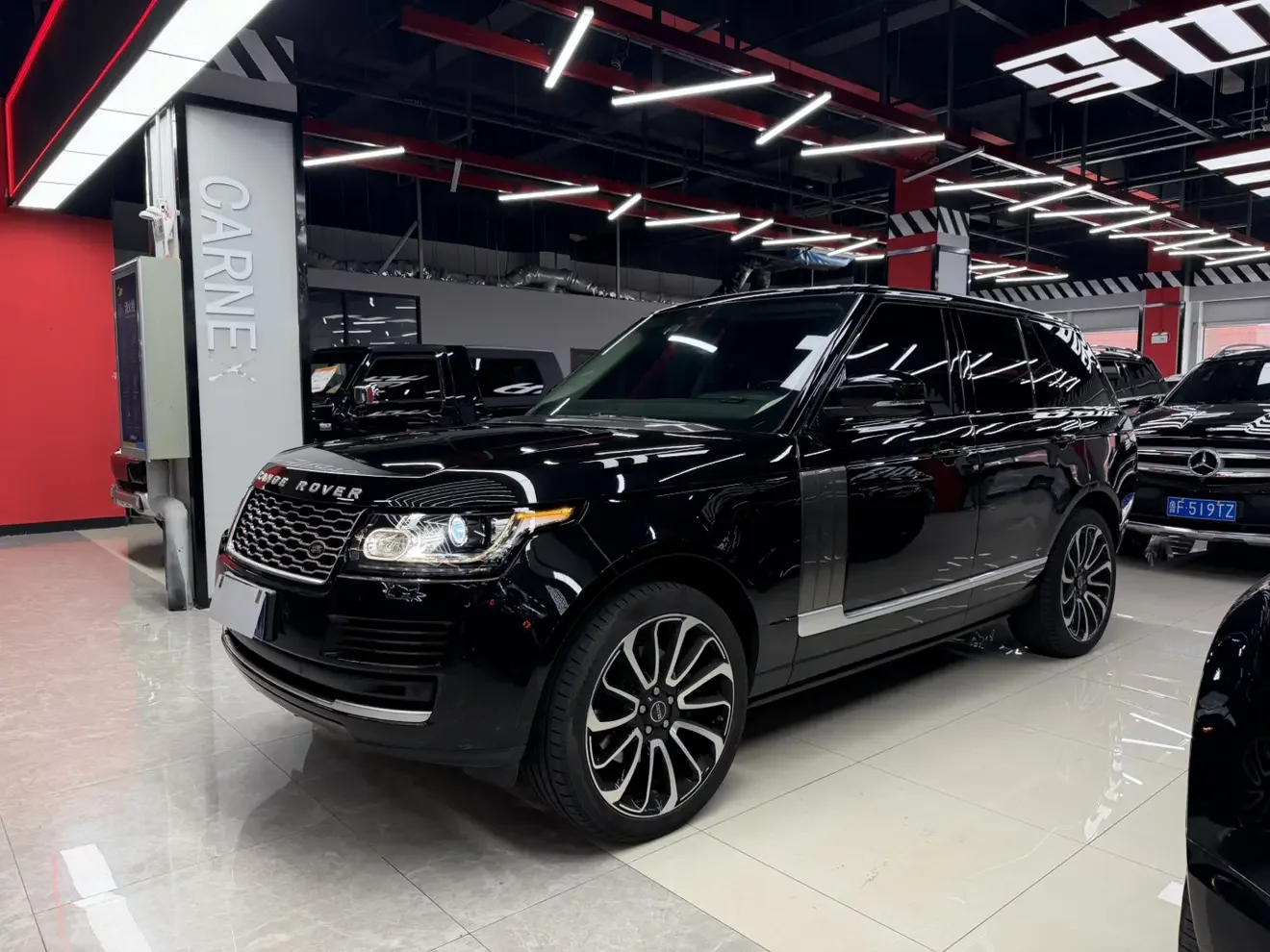 Land Rover range rover  из Китая
