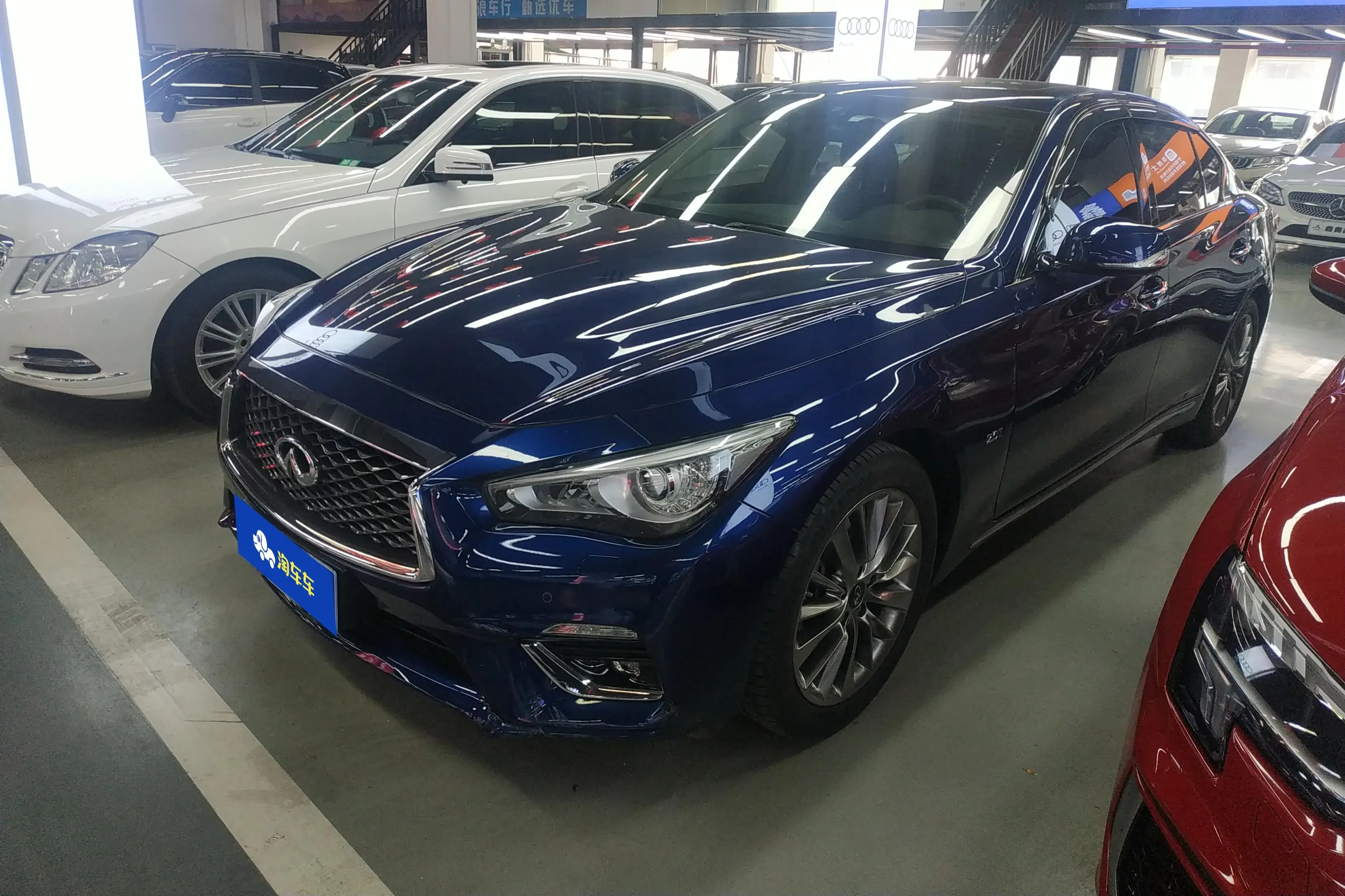 Infiniti Q50L