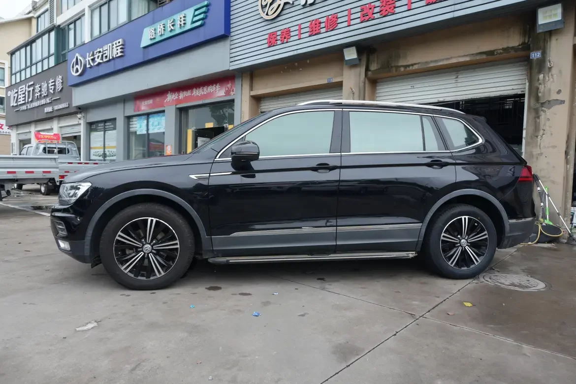 Volkswagen Tiguan L