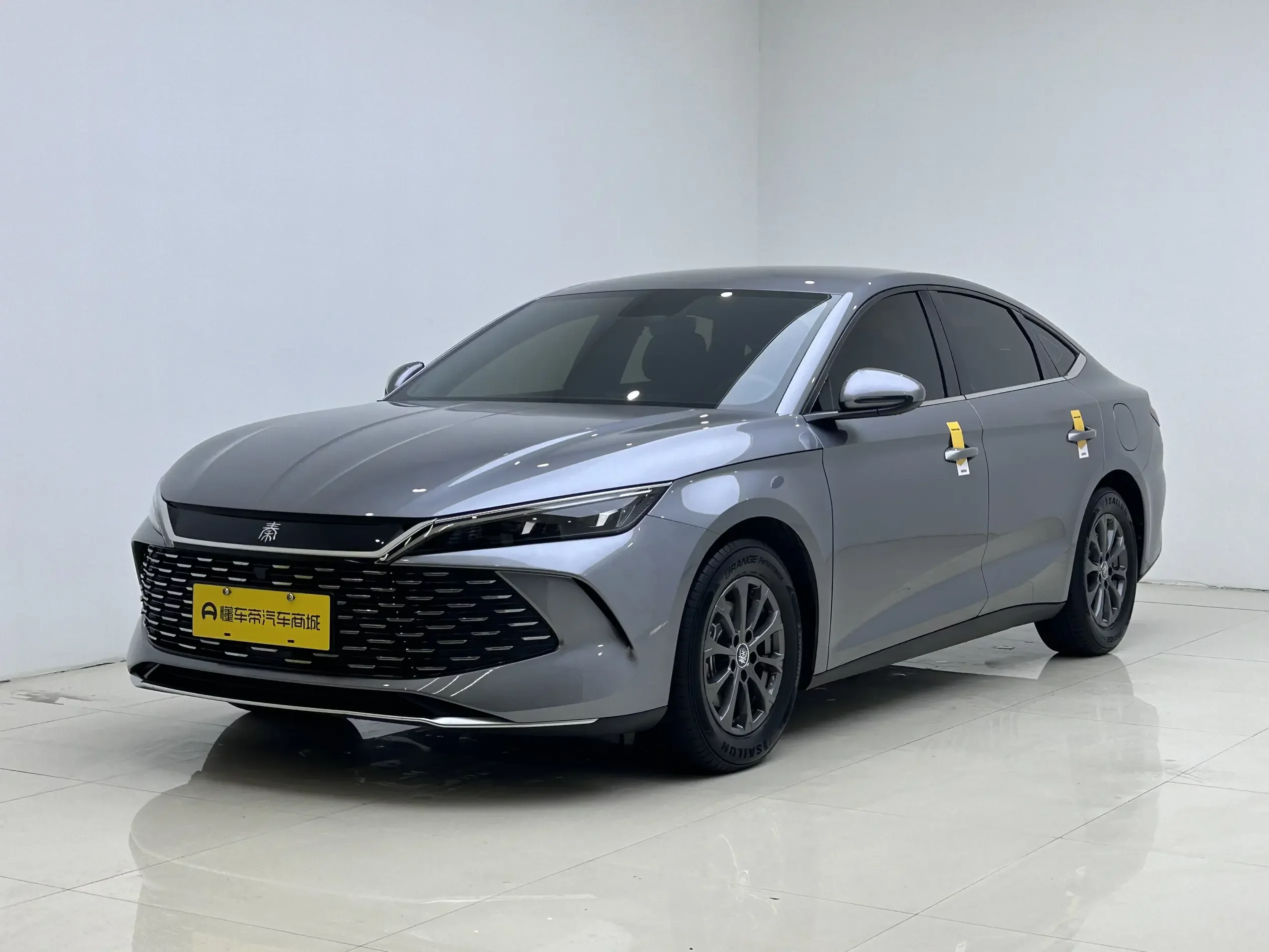 BYD Qin L DM