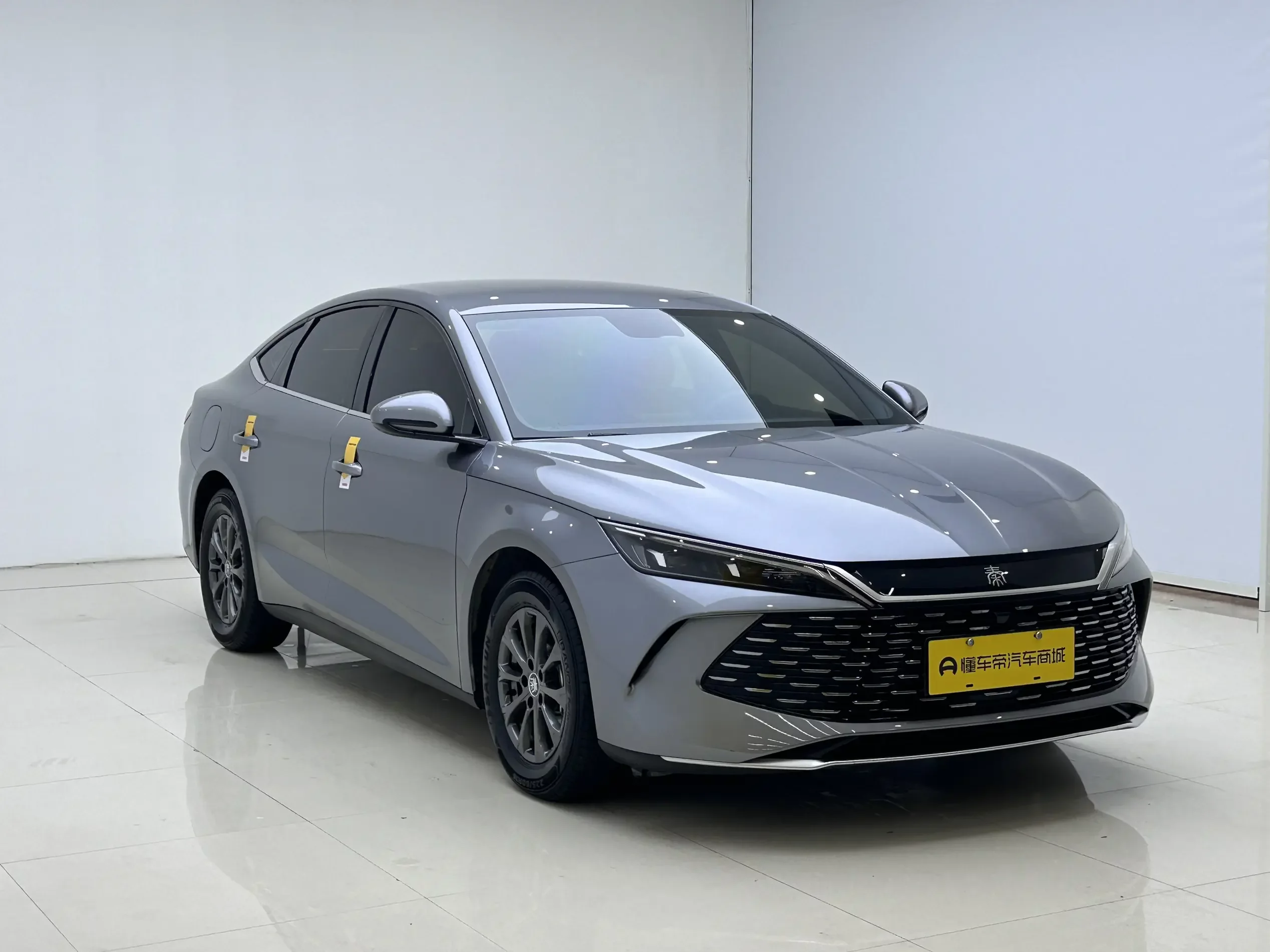 BYD Qin L DM