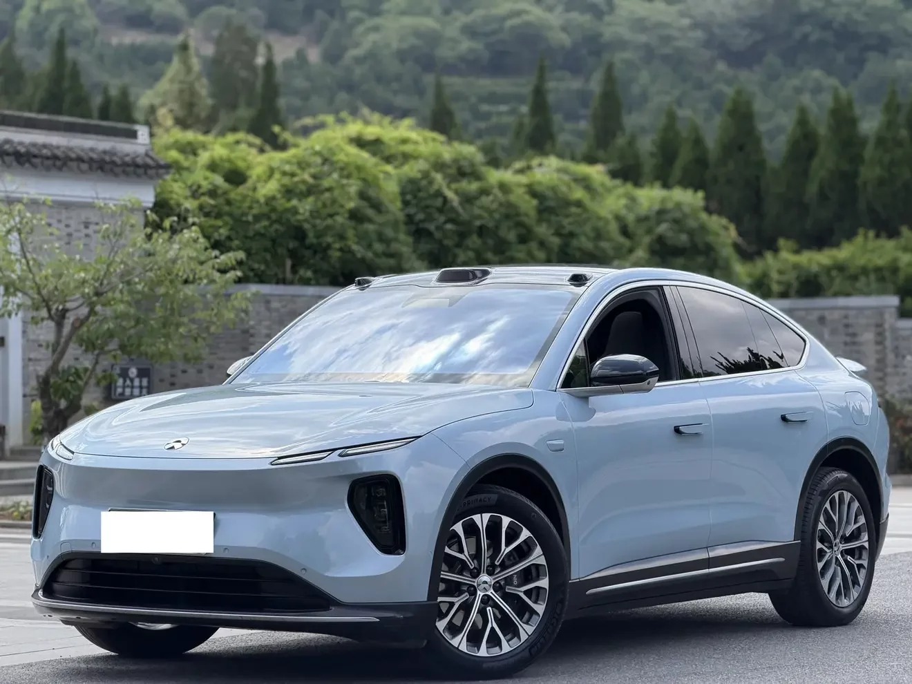 NIO EC6