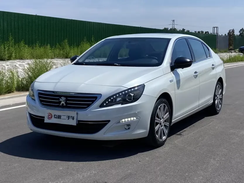 Peugeot 408