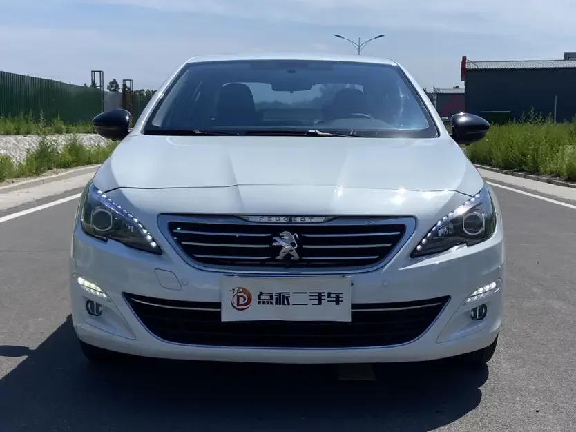 Peugeot 408