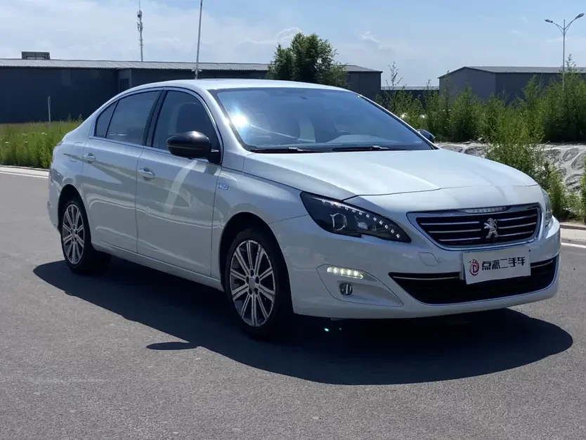 Peugeot 408