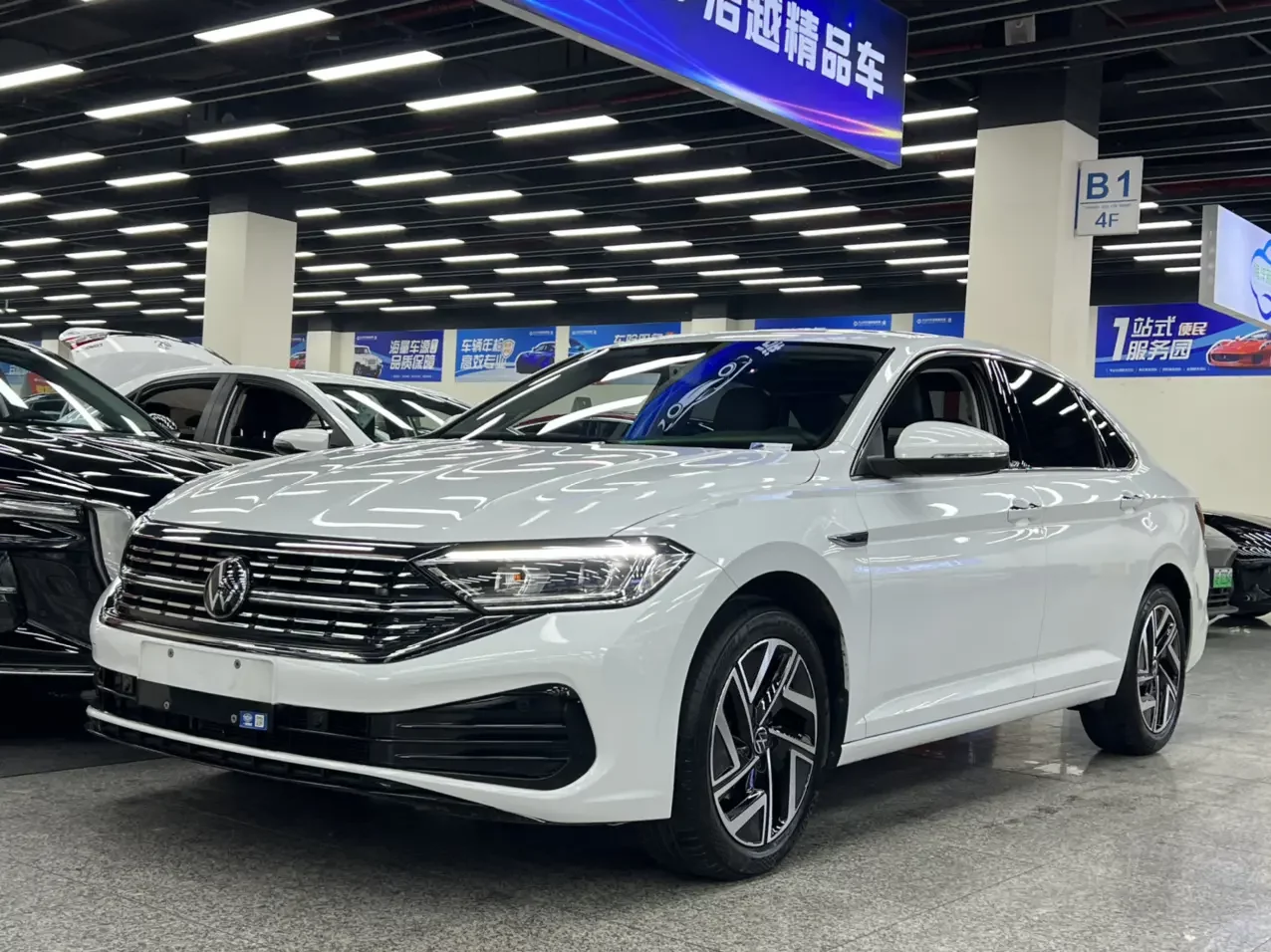 Volkswagen Sagitar