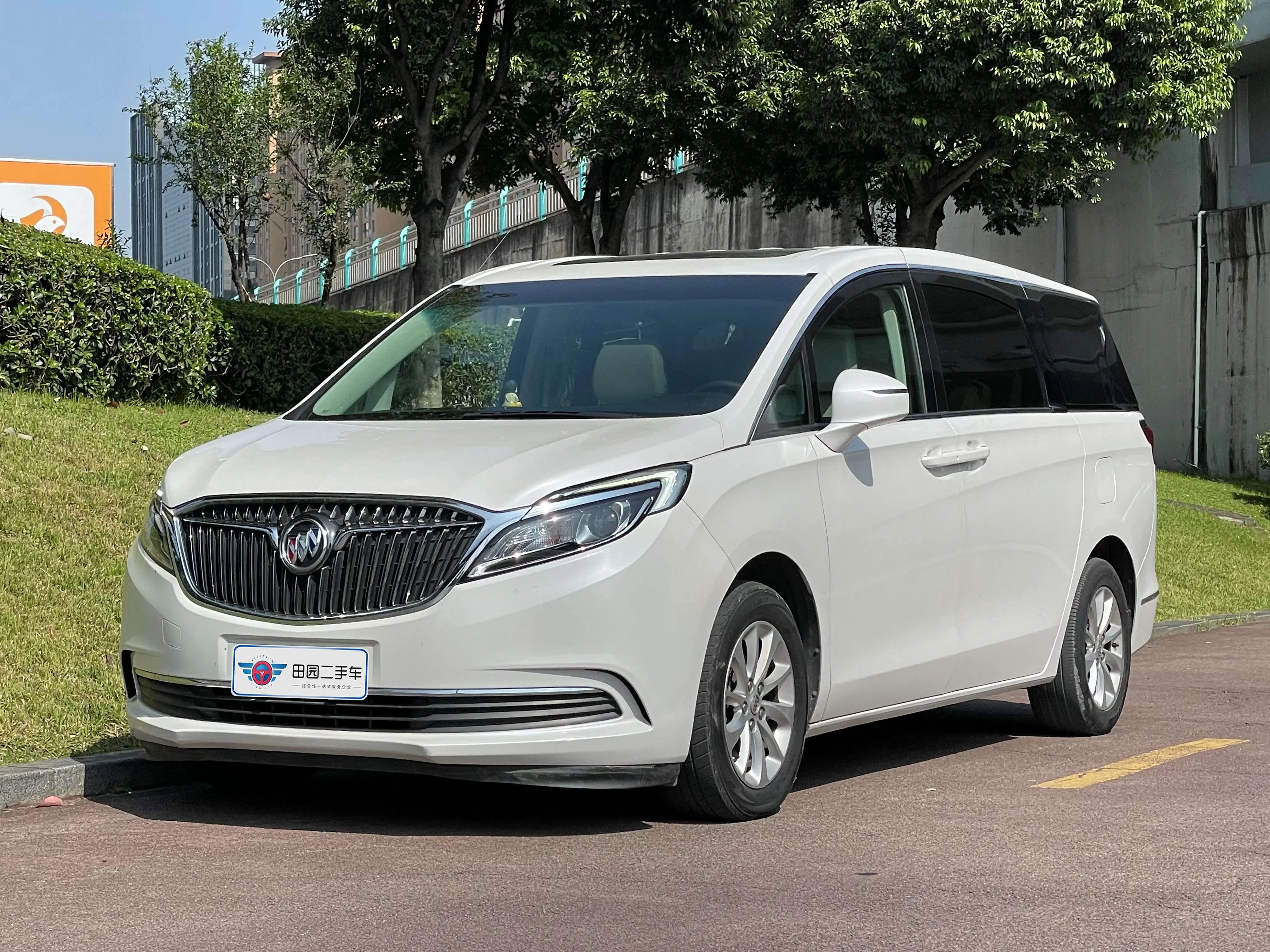 Buick GL8