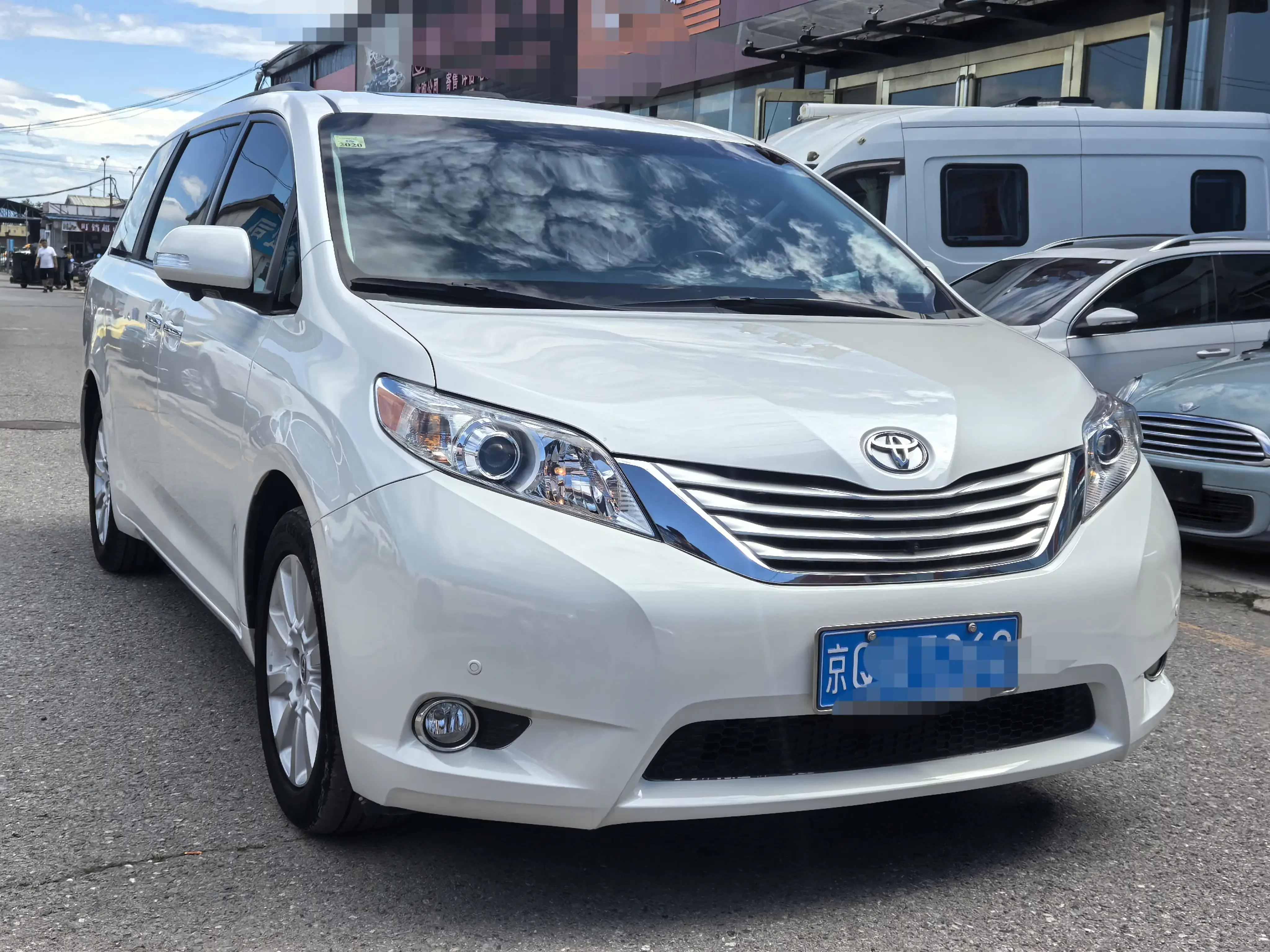 Toyota Sienna