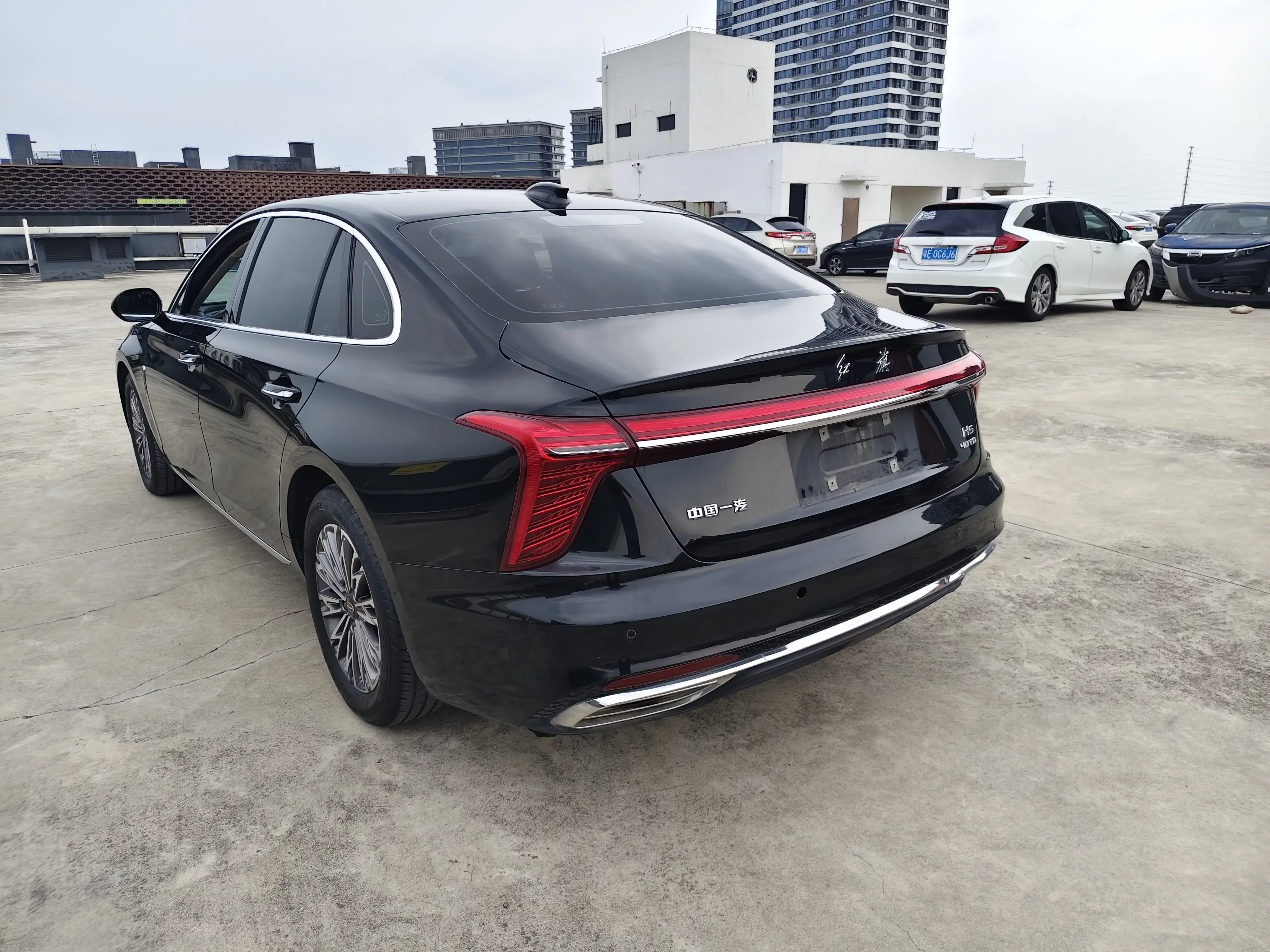 Hongqi H5