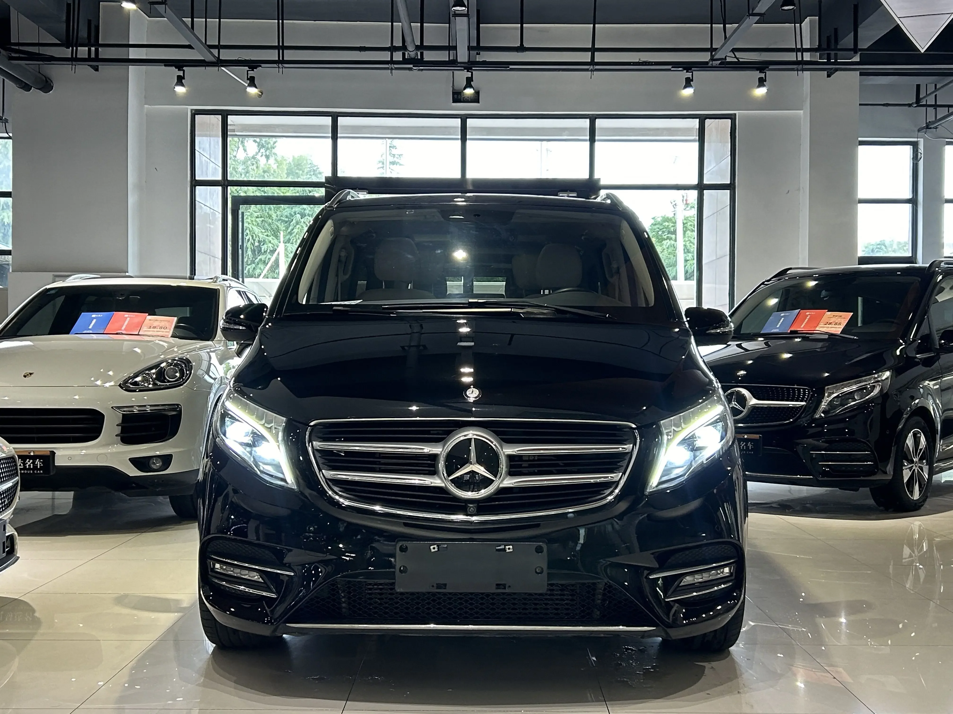 Mercedes-Benz V Class