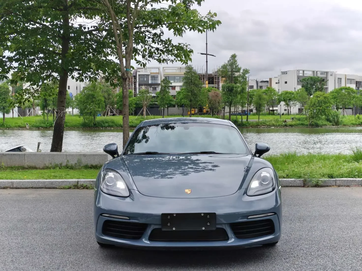 Porsche 718