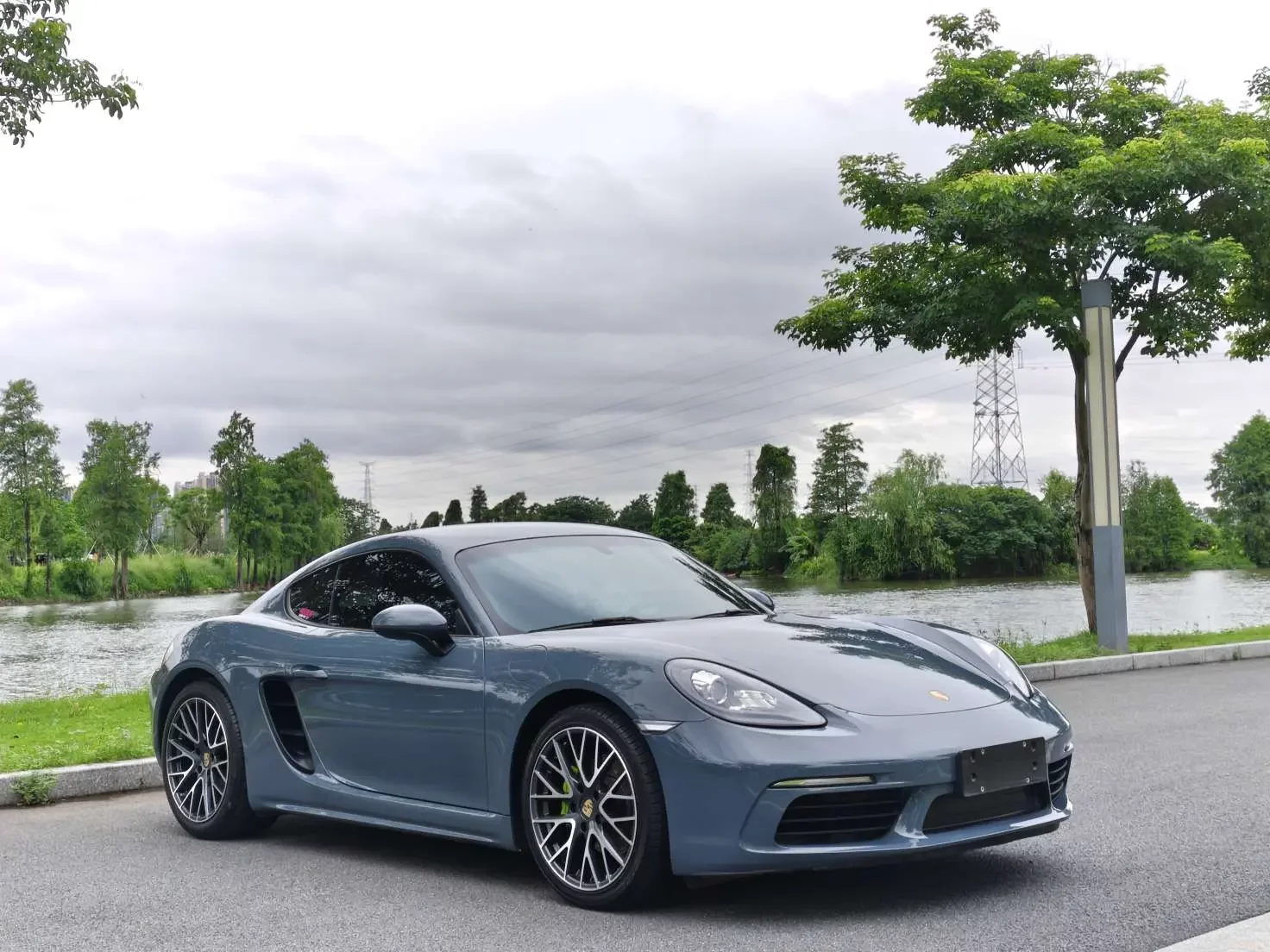 Porsche 718