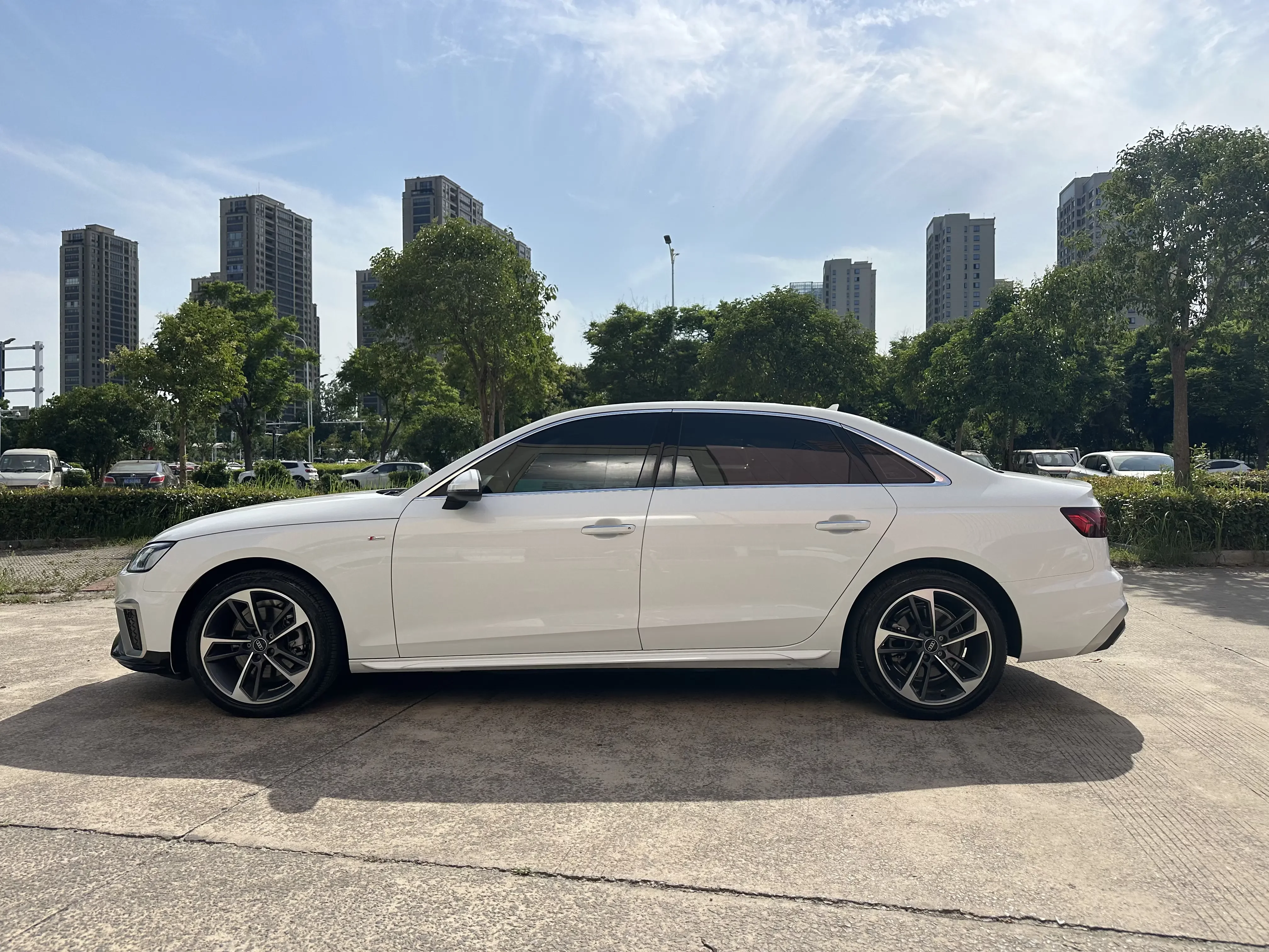 Audi A4L