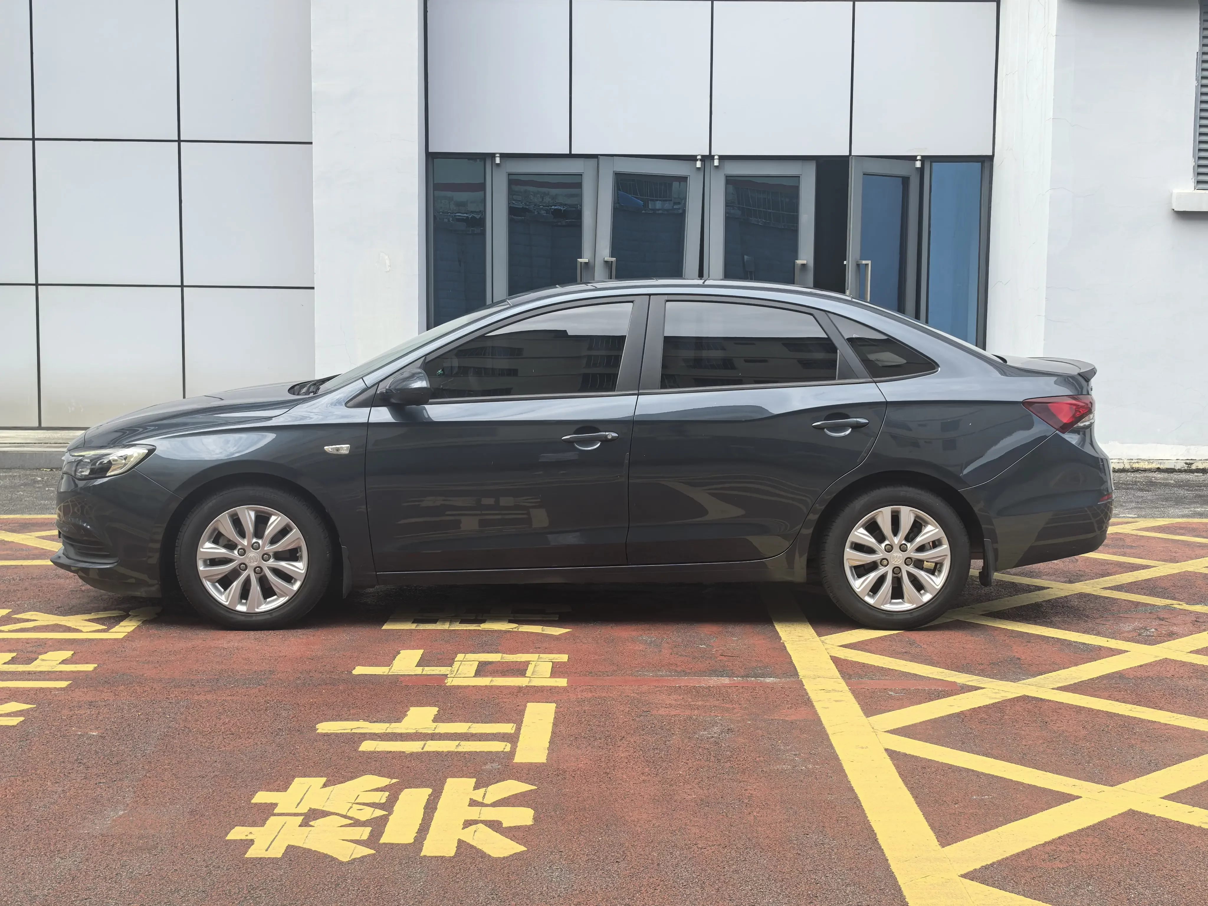 Buick Yinglang