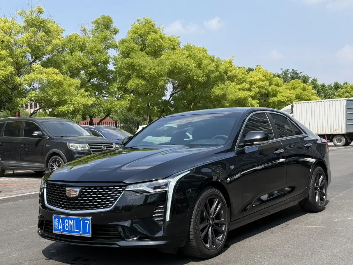 Cadillac CT4  из Китая