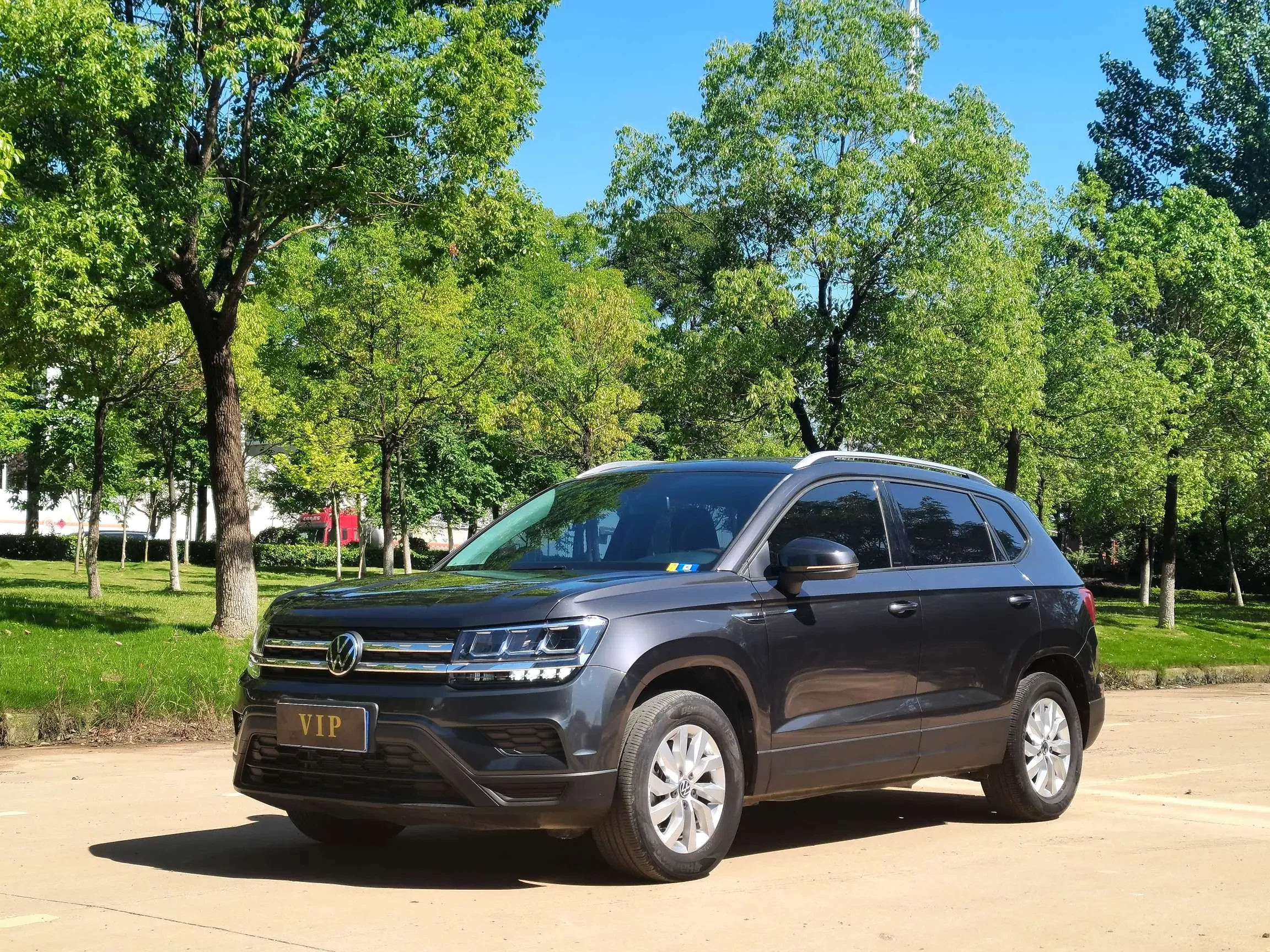 Volkswagen Tharu