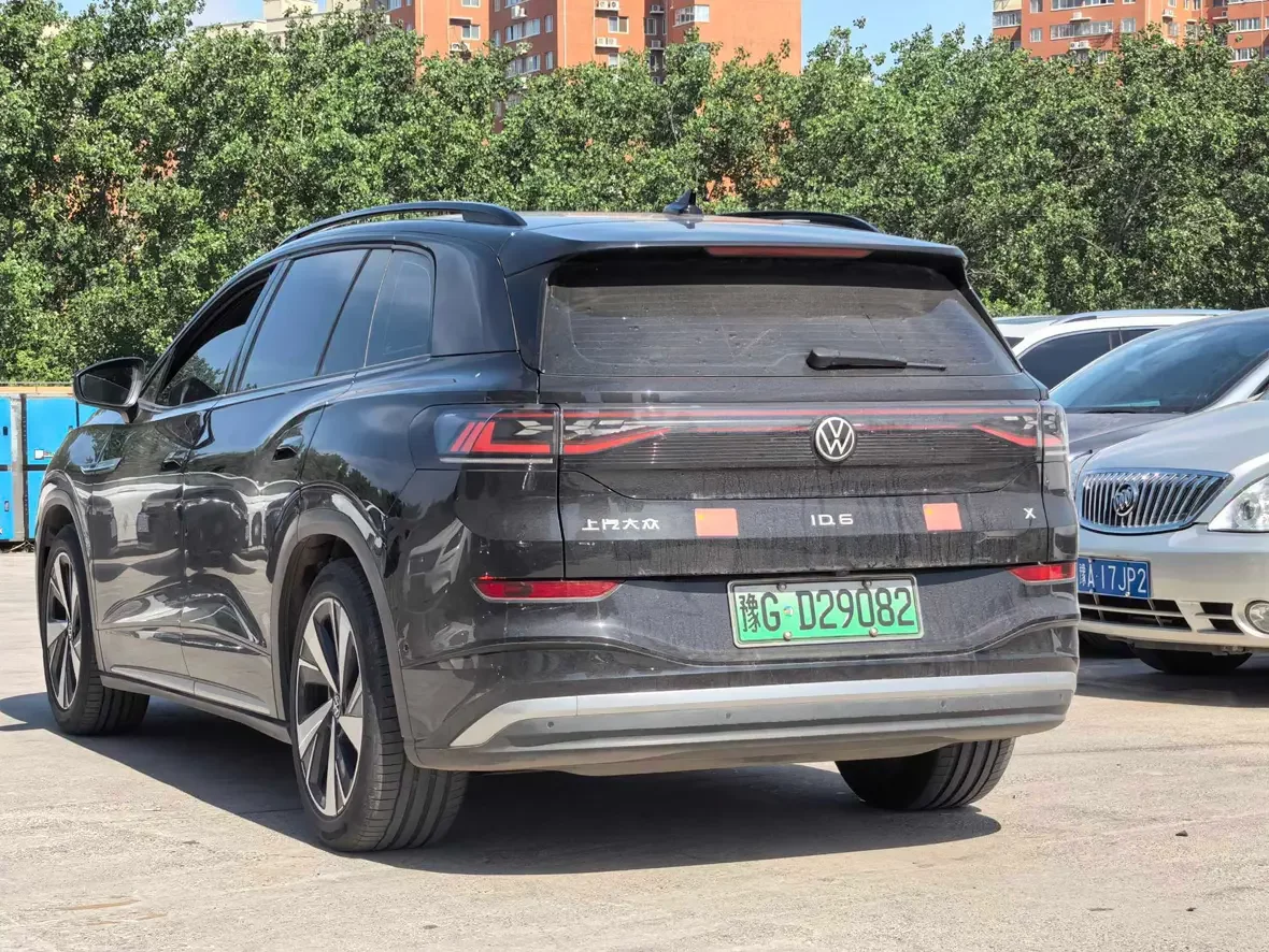 Volkswagen ID.6X