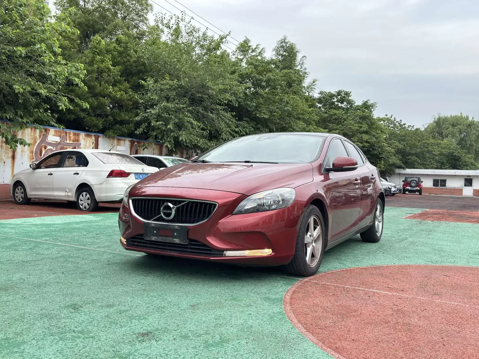 Volvo V40