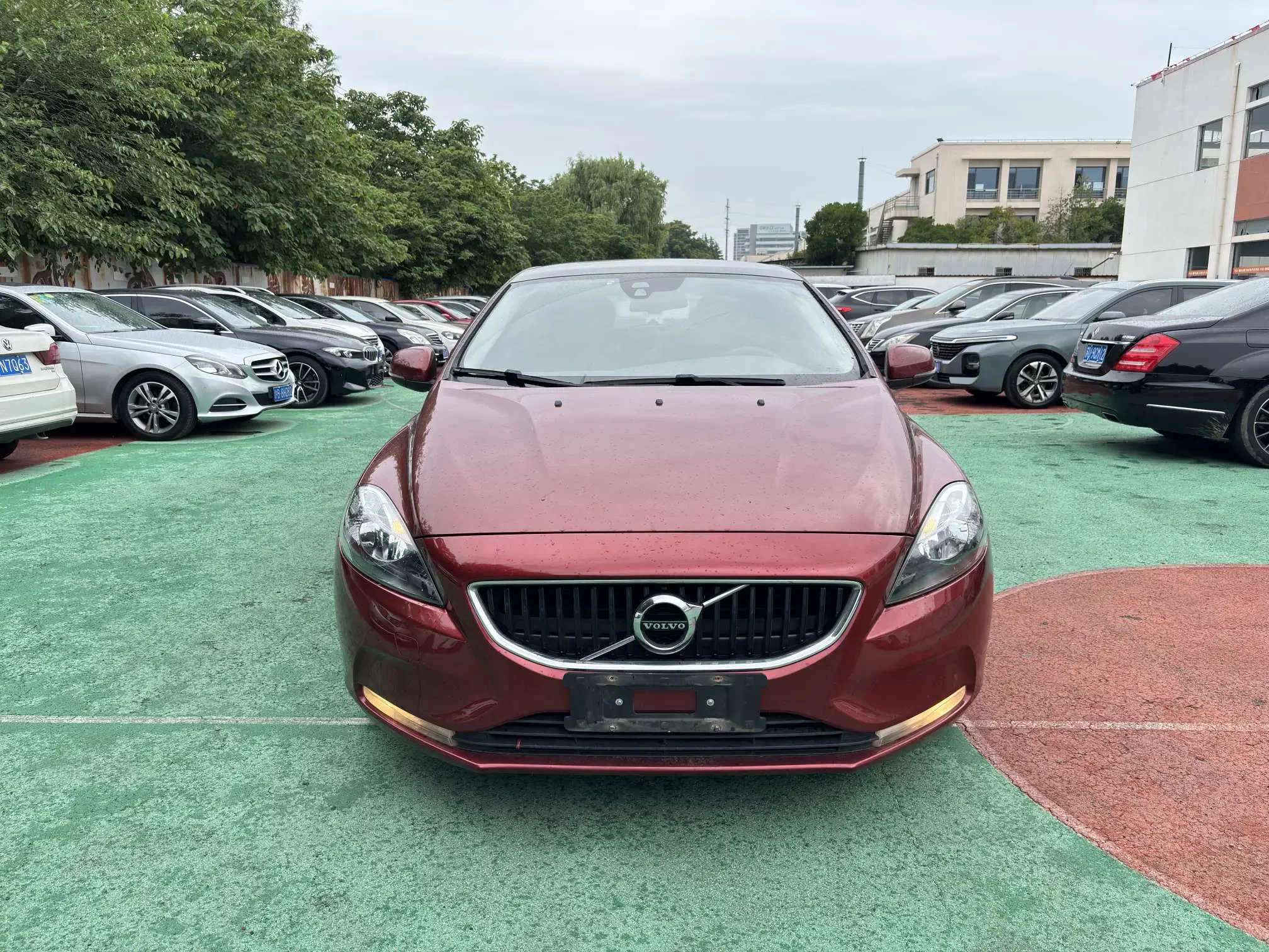 Volvo V40