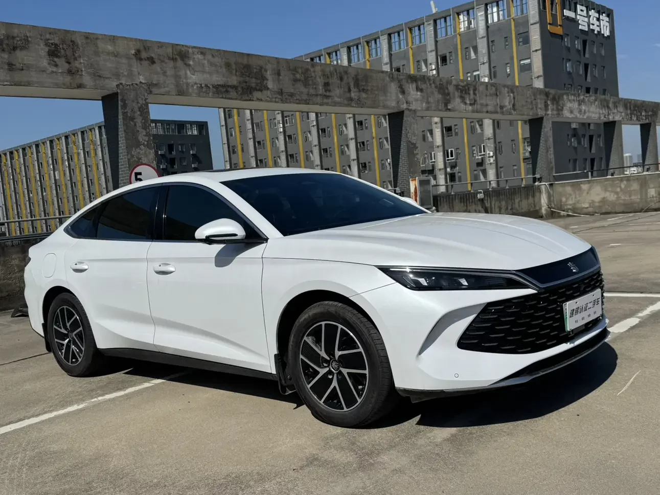 BYD Qin L DM