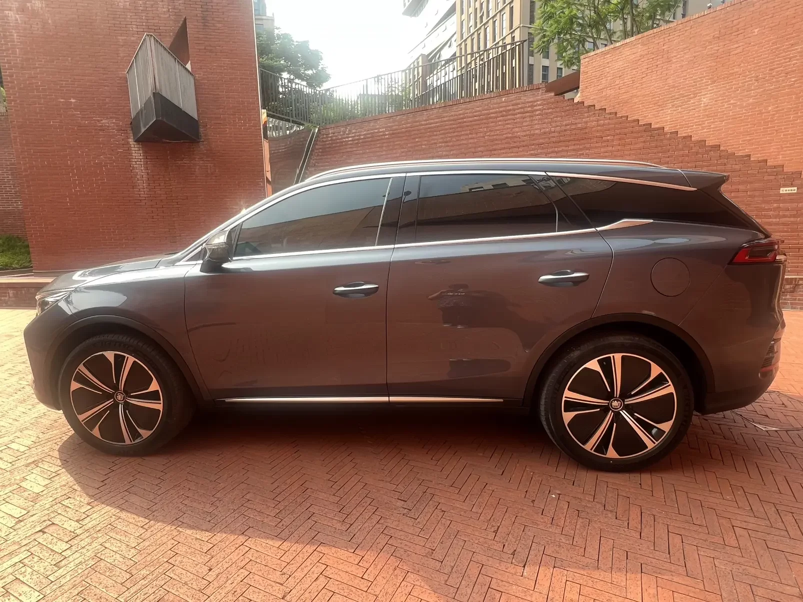 BYD Tang DM